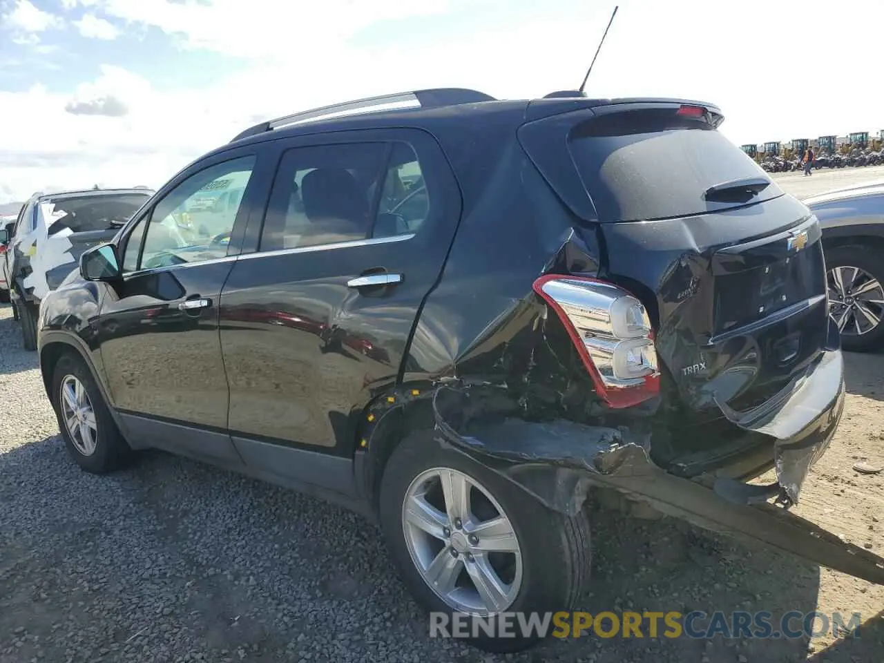 2 Photograph of a damaged car KL7CJLSB0KB902386 CHEVROLET TRAX 2019