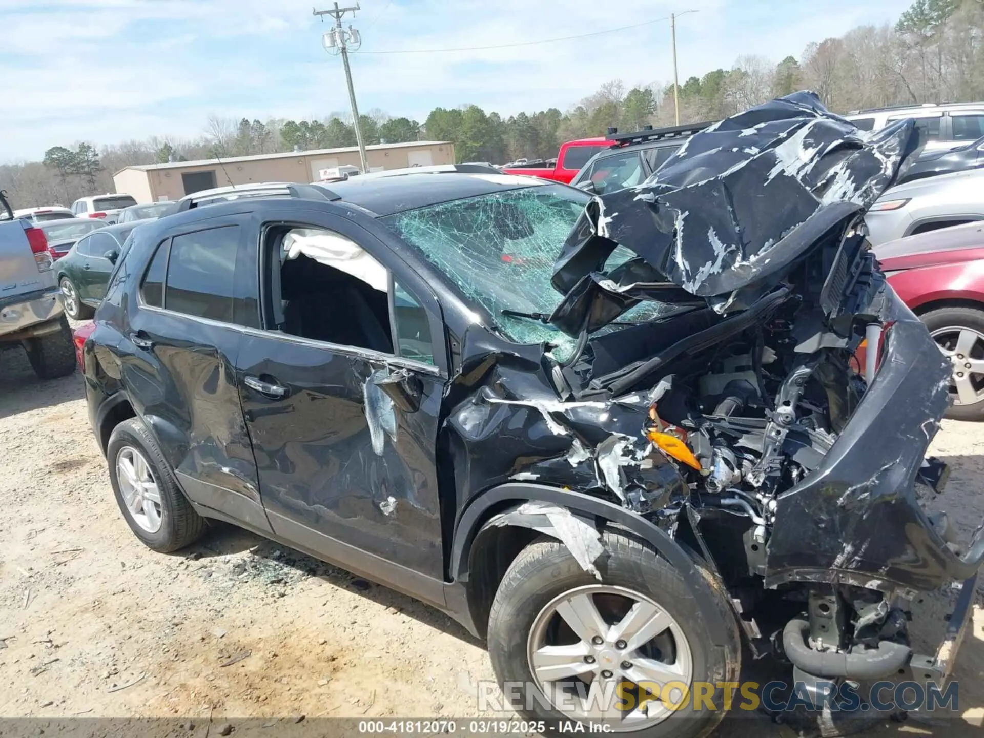 14 Photograph of a damaged car KL7CJLSB1KB789483 CHEVROLET TRAX 2019