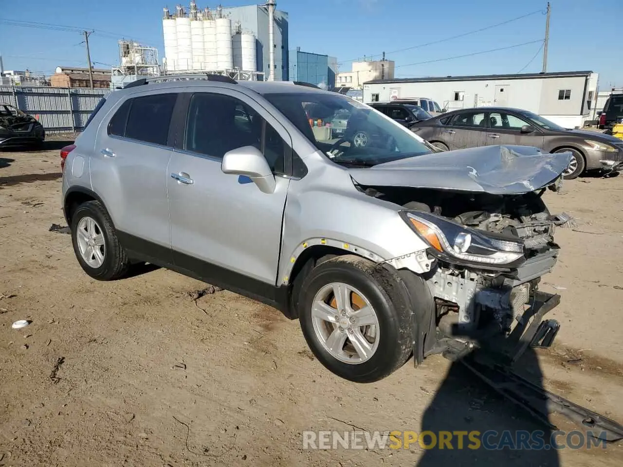 4 Photograph of a damaged car KL7CJLSB1KB828282 CHEVROLET TRAX 2019