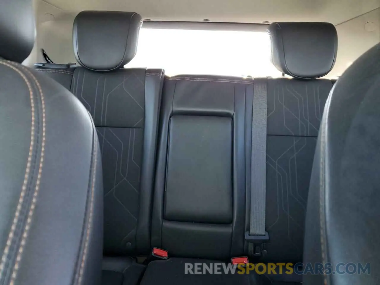 10 Photograph of a damaged car KL7CJLSB1KB841355 CHEVROLET TRAX 2019