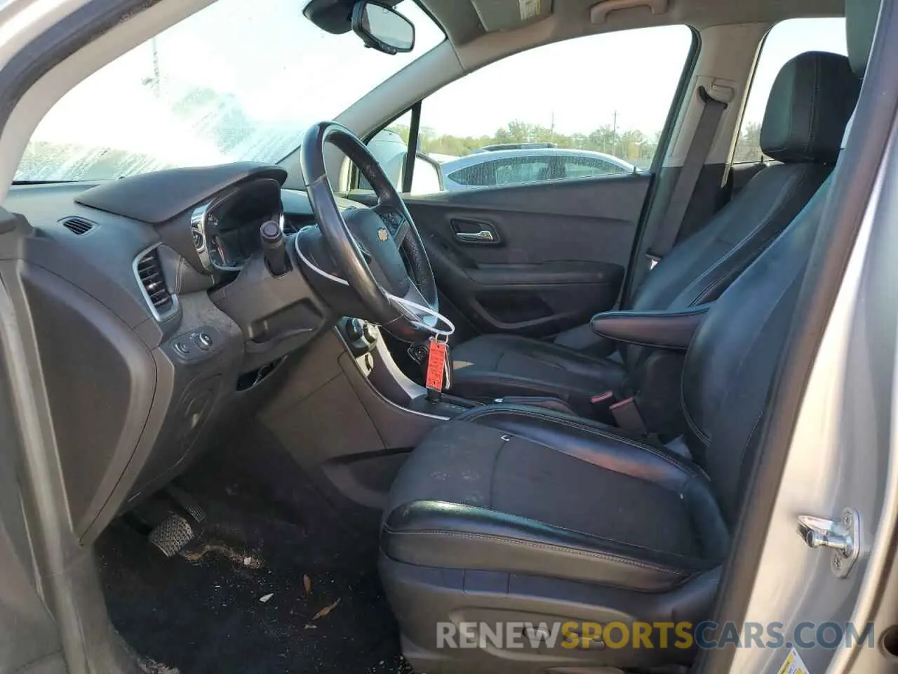 7 Photograph of a damaged car KL7CJLSB1KB841355 CHEVROLET TRAX 2019