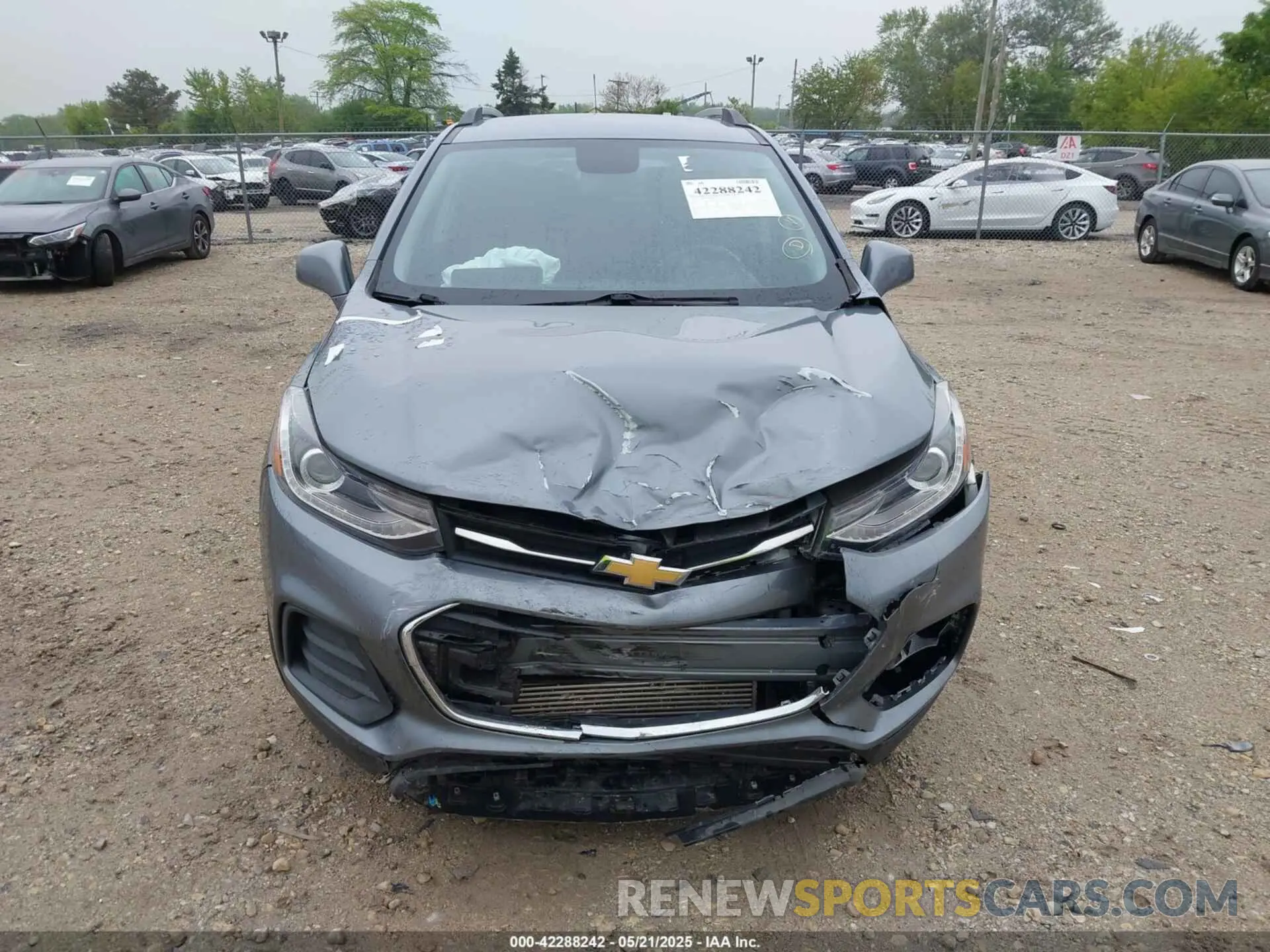 12 Photograph of a damaged car KL7CJLSB1KB877160 CHEVROLET TRAX 2019