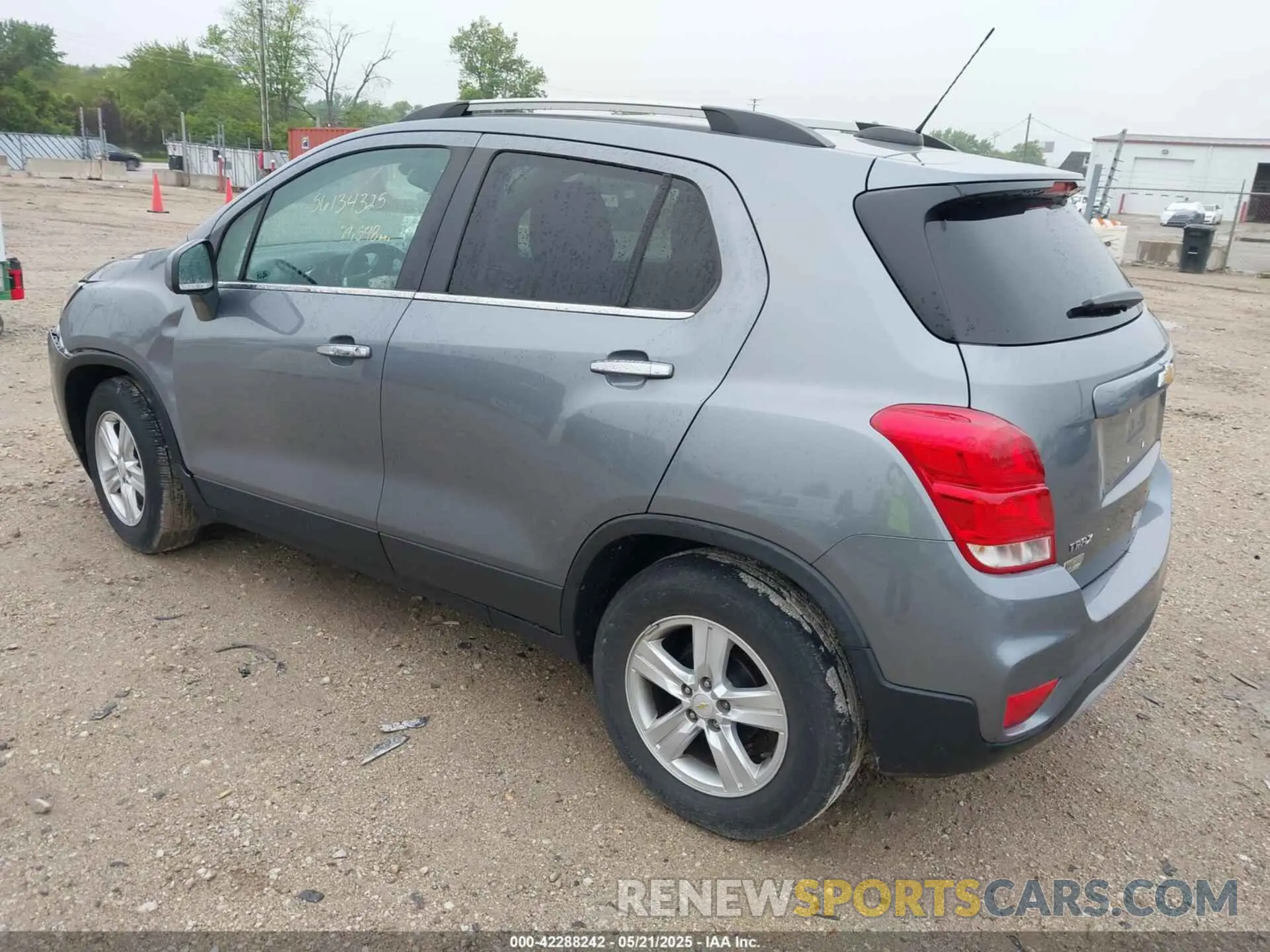 3 Photograph of a damaged car KL7CJLSB1KB877160 CHEVROLET TRAX 2019