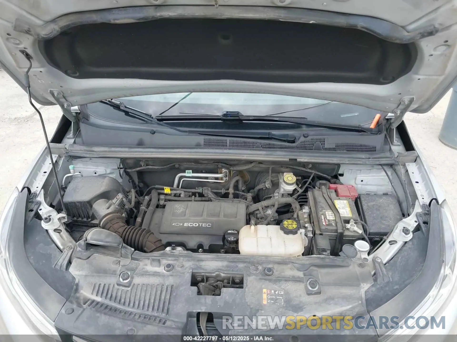 10 Photograph of a damaged car KL7CJLSB1KB961043 CHEVROLET TRAX 2019