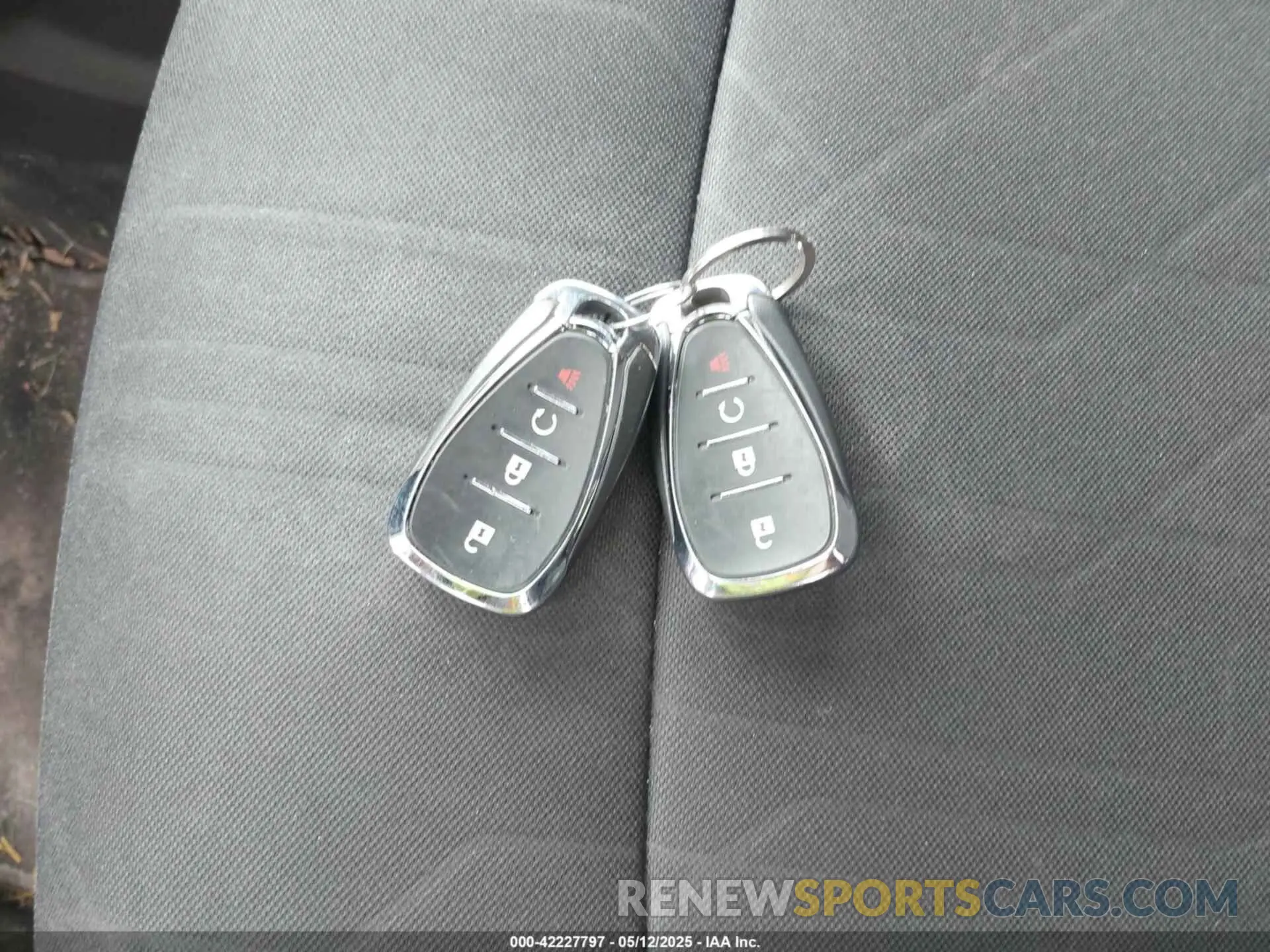 11 Photograph of a damaged car KL7CJLSB1KB961043 CHEVROLET TRAX 2019