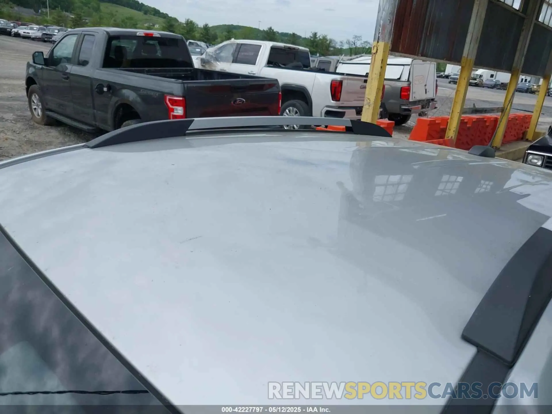 6 Photograph of a damaged car KL7CJLSB1KB961043 CHEVROLET TRAX 2019
