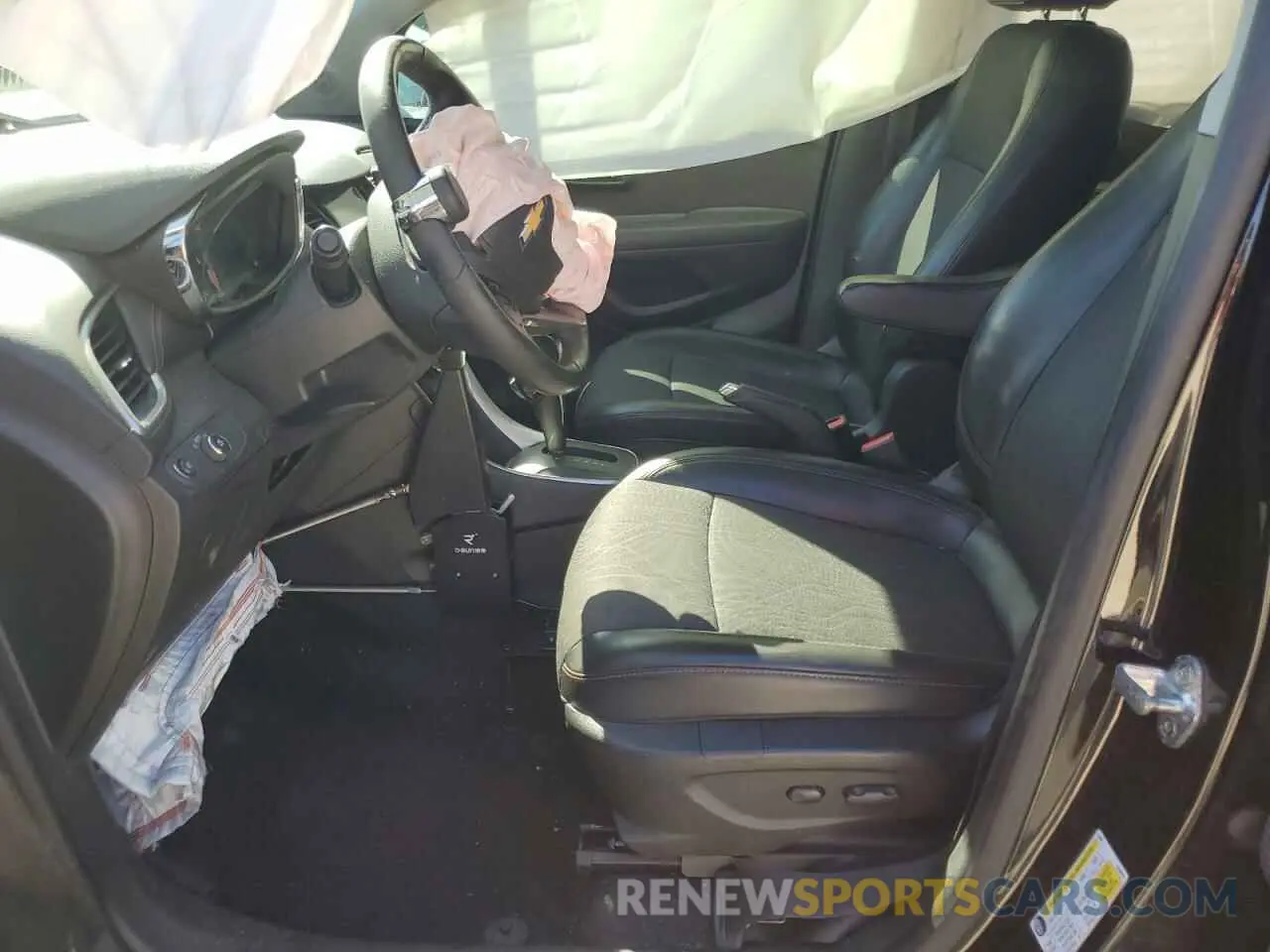 7 Photograph of a damaged car KL7CJLSB2KB792764 CHEVROLET TRAX 2019