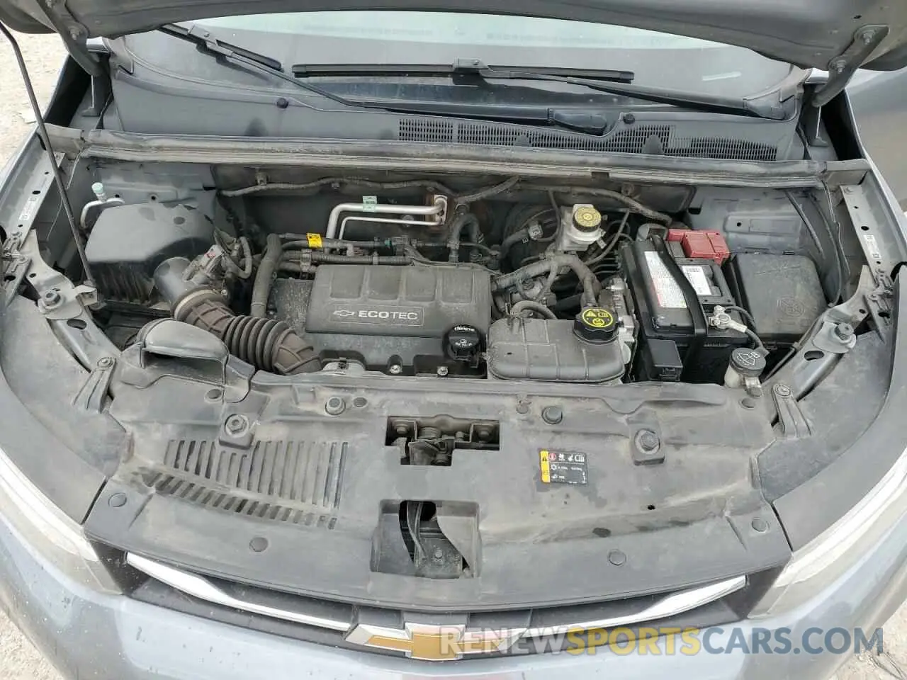 12 Photograph of a damaged car KL7CJLSB2KB940038 CHEVROLET TRAX 2019