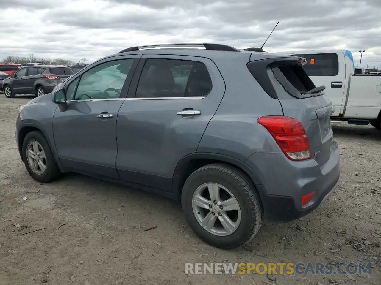 2 Photograph of a damaged car KL7CJLSB2KB940038 CHEVROLET TRAX 2019