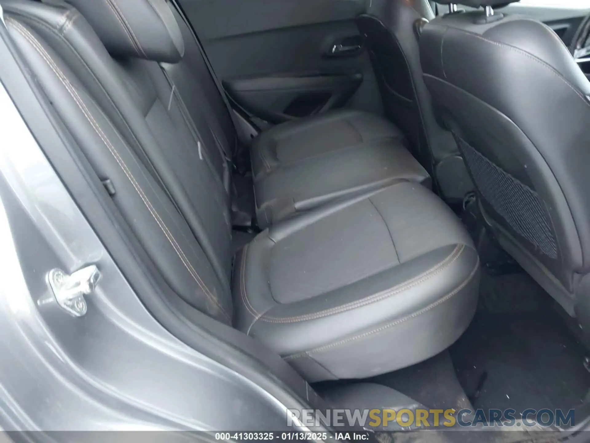 8 Photograph of a damaged car KL7CJLSB3KB848355 CHEVROLET TRAX 2019