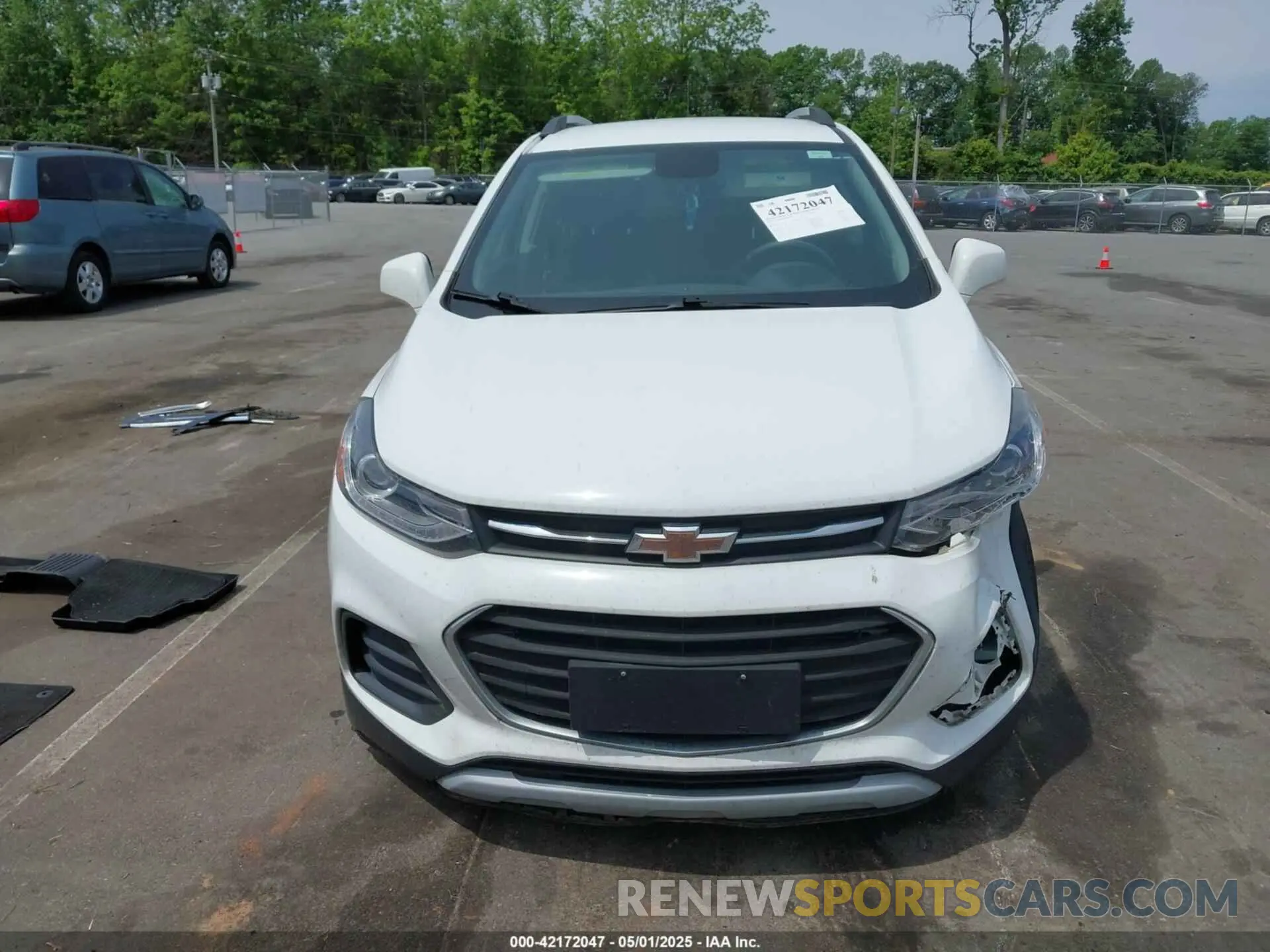 13 Photograph of a damaged car KL7CJLSB3KB873868 CHEVROLET TRAX 2019