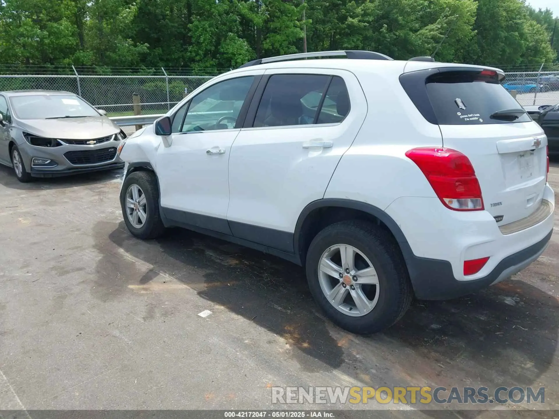 3 Photograph of a damaged car KL7CJLSB3KB873868 CHEVROLET TRAX 2019