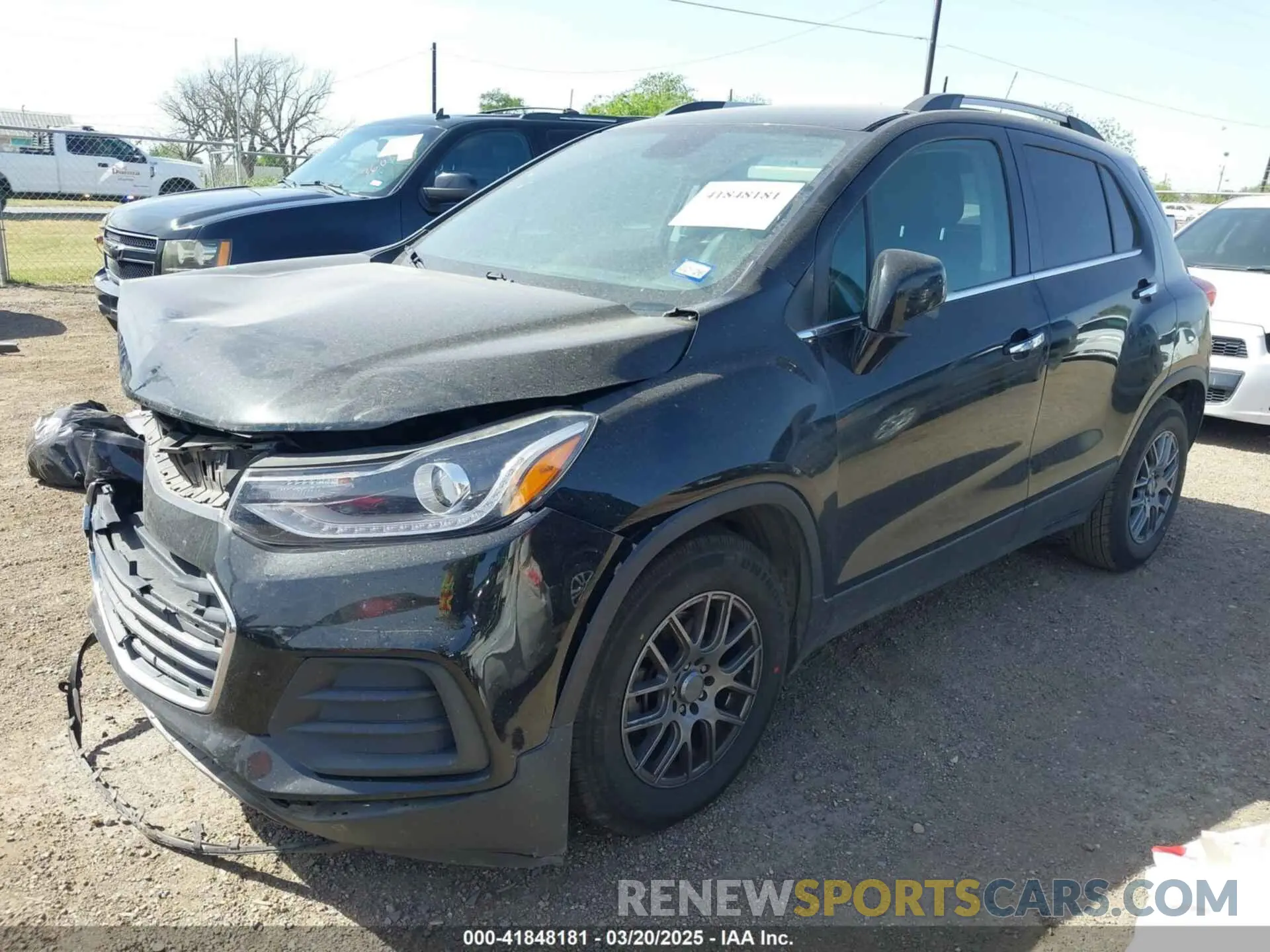 2 Photograph of a damaged car KL7CJLSB3KB904584 CHEVROLET TRAX 2019