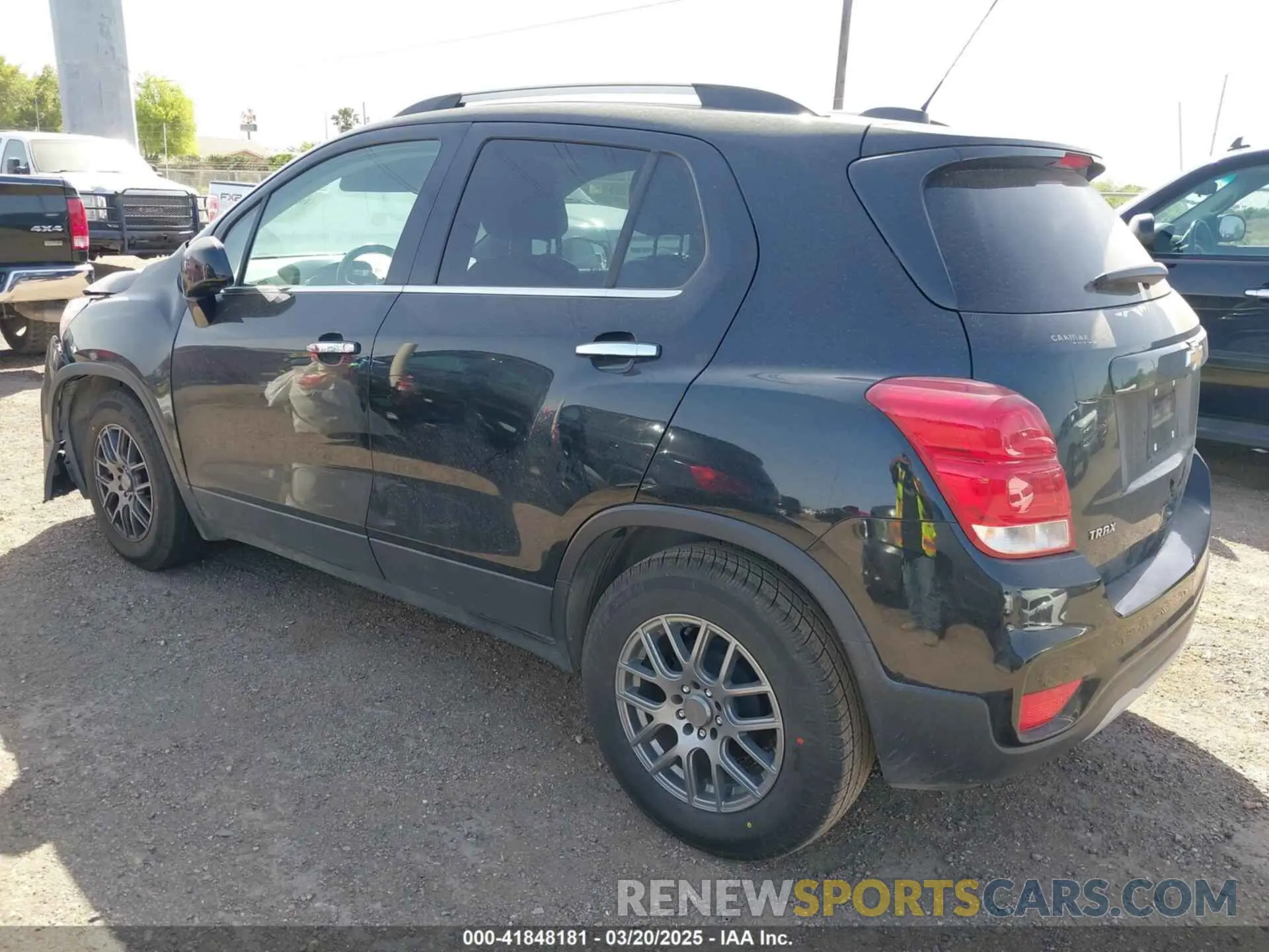 3 Photograph of a damaged car KL7CJLSB3KB904584 CHEVROLET TRAX 2019