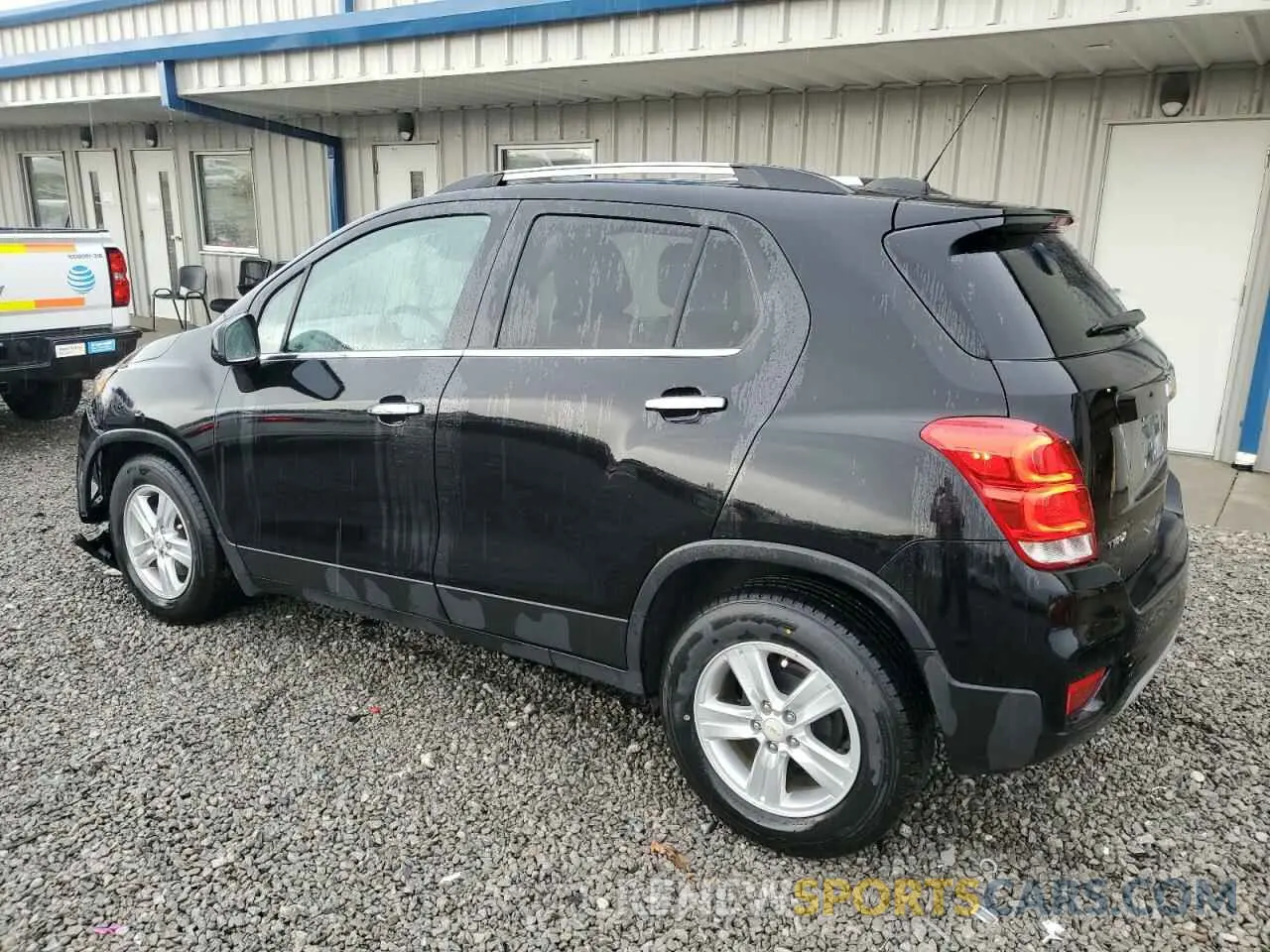 2 Photograph of a damaged car KL7CJLSB4KB720271 CHEVROLET TRAX 2019