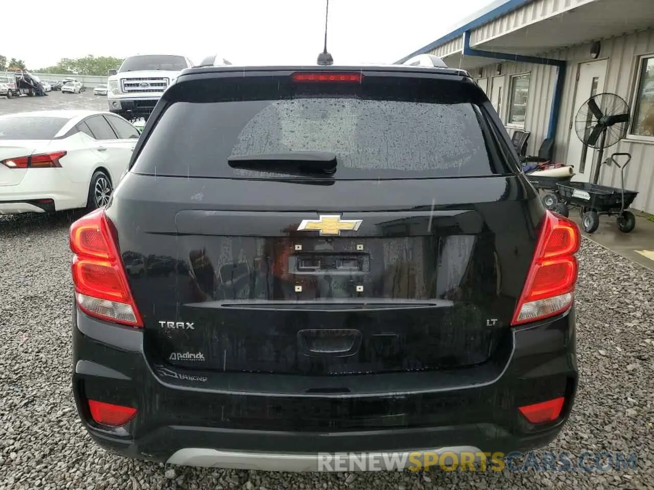 6 Photograph of a damaged car KL7CJLSB4KB720271 CHEVROLET TRAX 2019