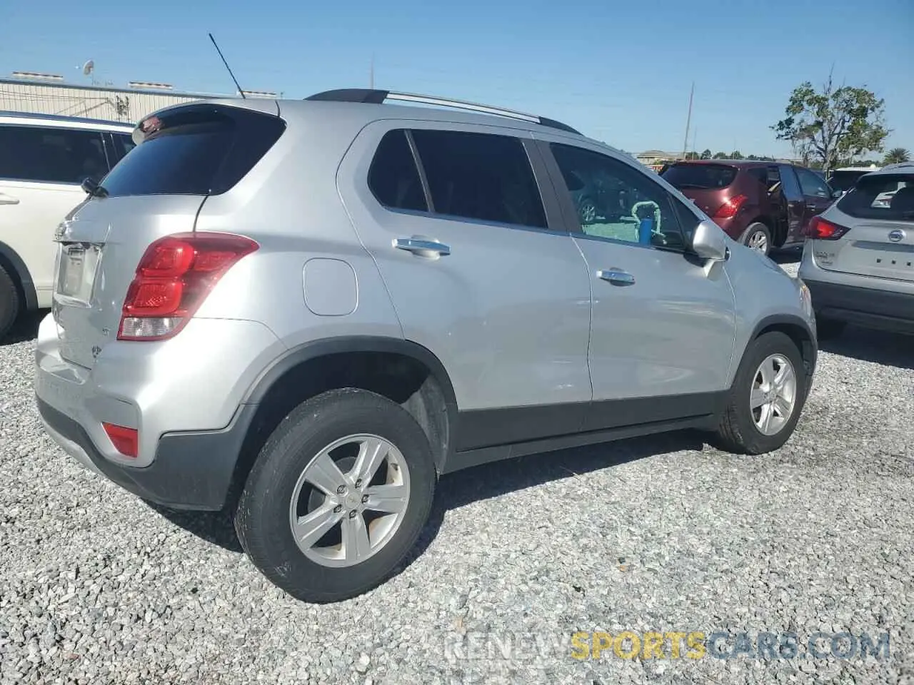 3 Photograph of a damaged car KL7CJLSB4KB751312 CHEVROLET TRAX 2019