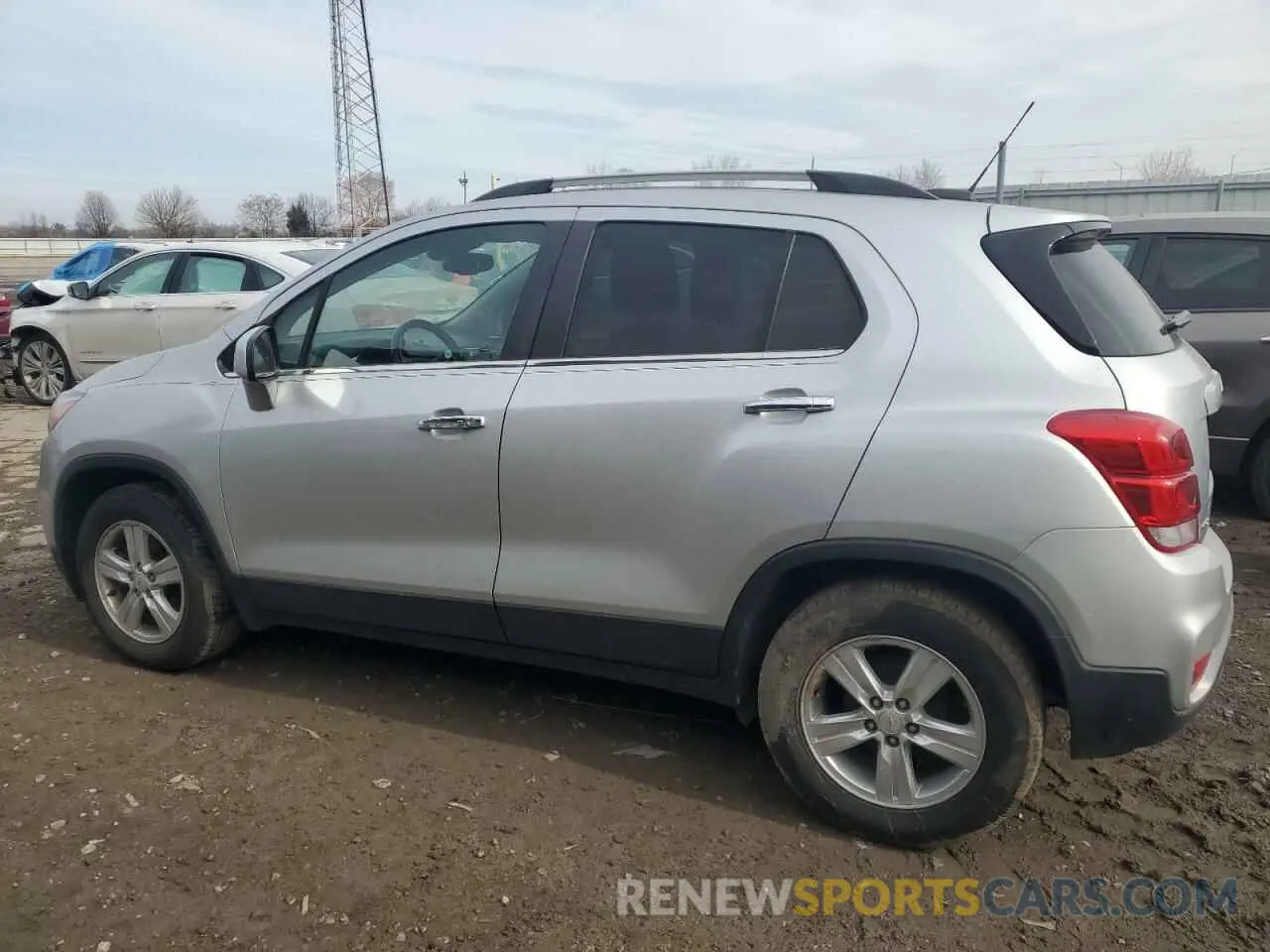 2 Photograph of a damaged car KL7CJLSB4KB753254 CHEVROLET TRAX 2019