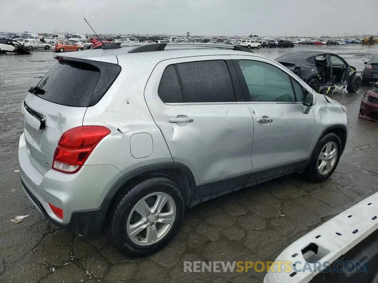 3 Photograph of a damaged car KL7CJLSB4KB757997 CHEVROLET TRAX 2019