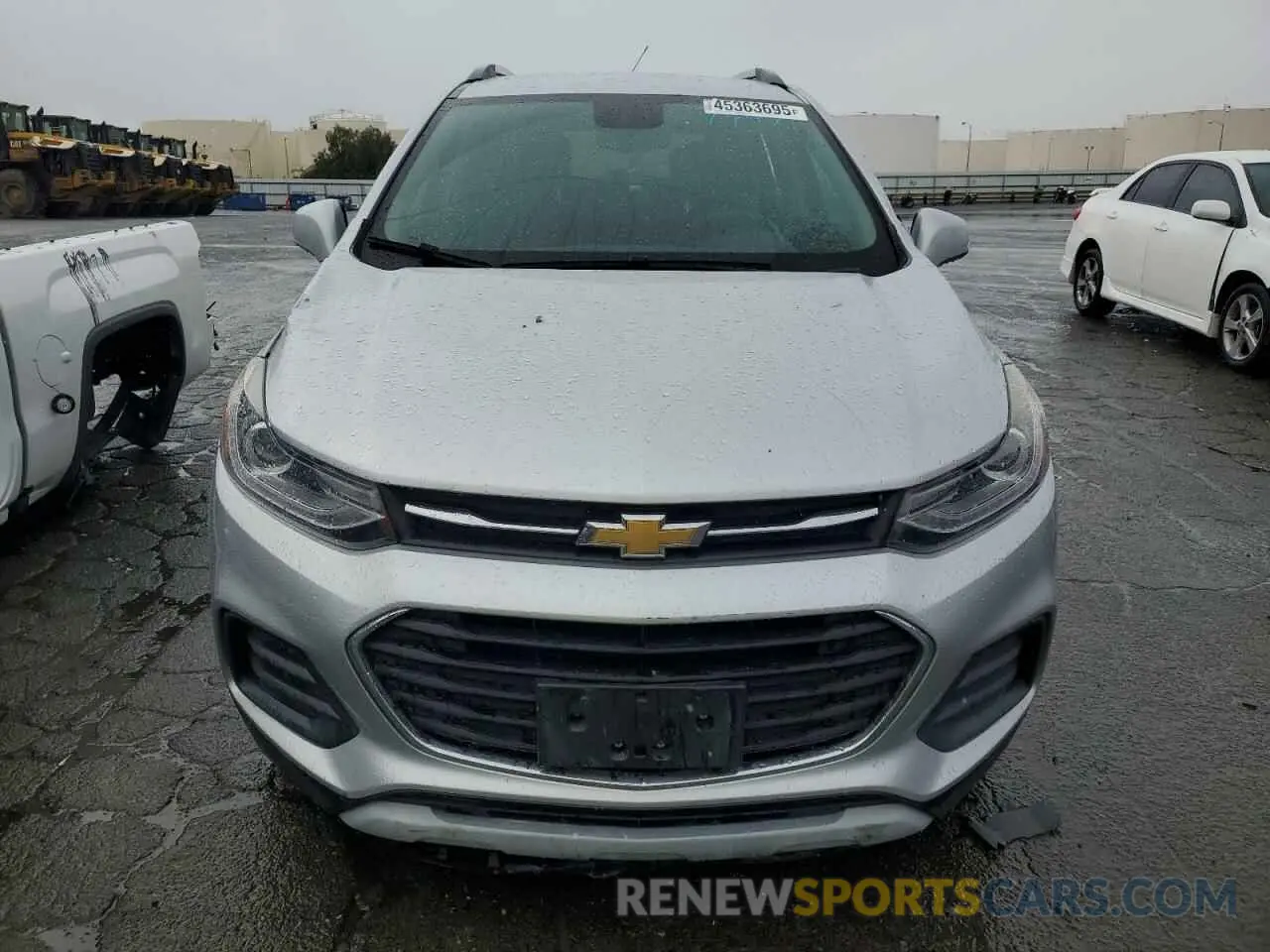 5 Photograph of a damaged car KL7CJLSB4KB757997 CHEVROLET TRAX 2019