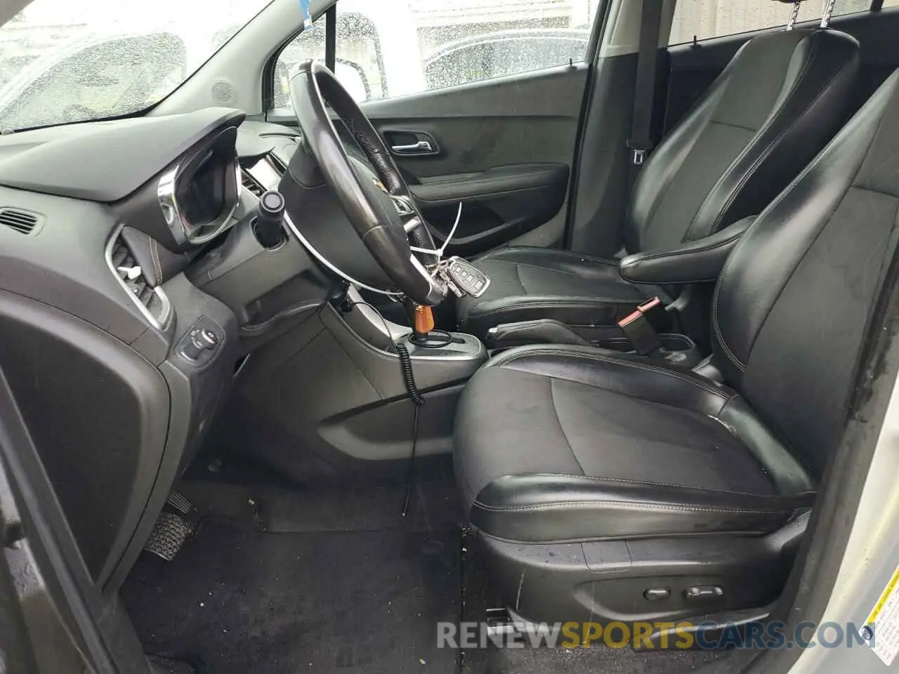 7 Photograph of a damaged car KL7CJLSB4KB757997 CHEVROLET TRAX 2019