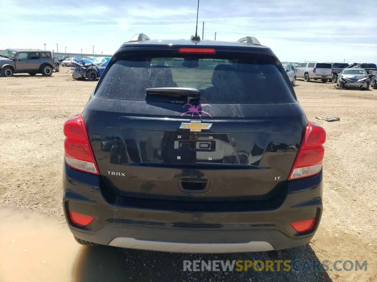 6 Photograph of a damaged car KL7CJLSB4KB774931 CHEVROLET TRAX 2019