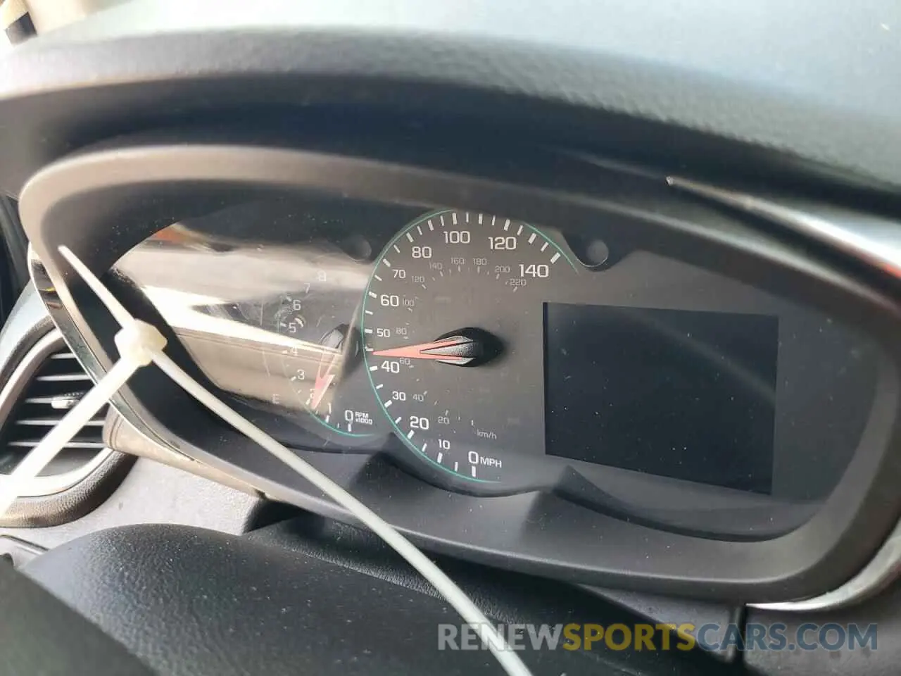9 Photograph of a damaged car KL7CJLSB4KB928618 CHEVROLET TRAX 2019