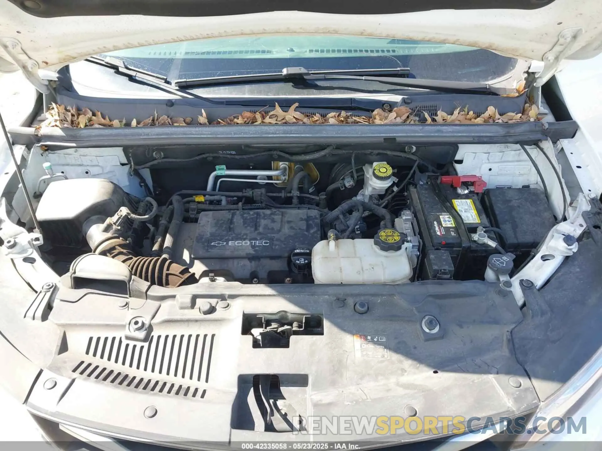 10 Photograph of a damaged car KL7CJLSB5KB771603 CHEVROLET TRAX 2019