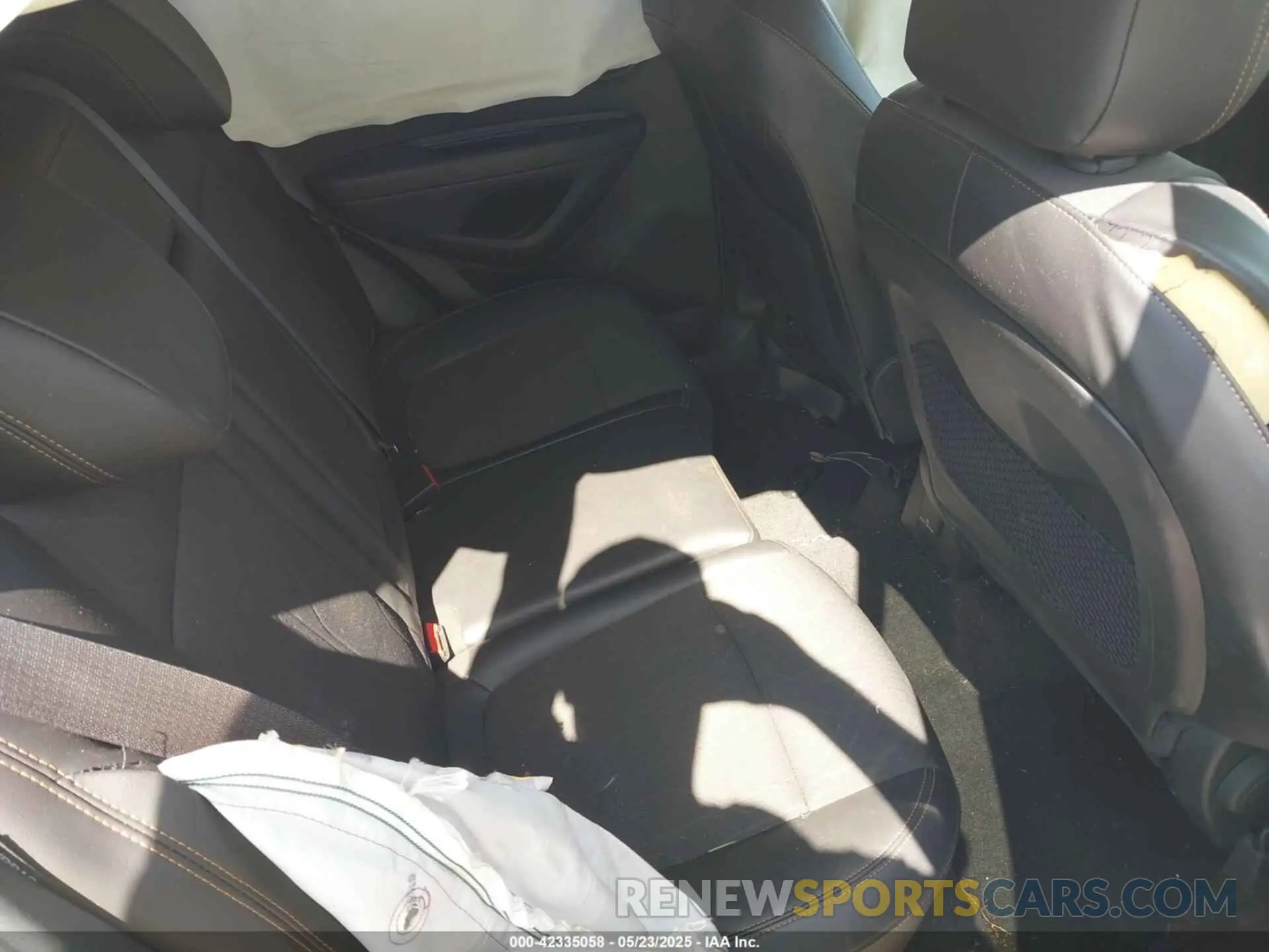 8 Photograph of a damaged car KL7CJLSB5KB771603 CHEVROLET TRAX 2019