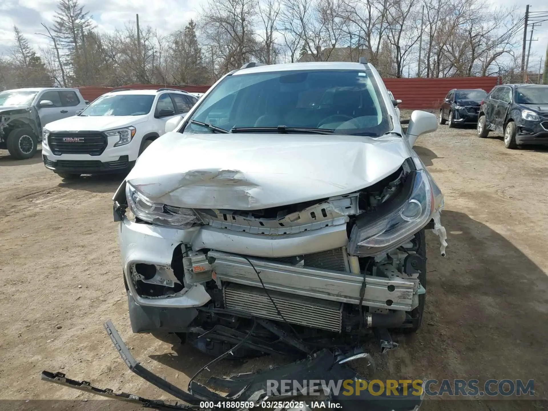 12 Photograph of a damaged car KL7CJLSB5KB833078 CHEVROLET TRAX 2019