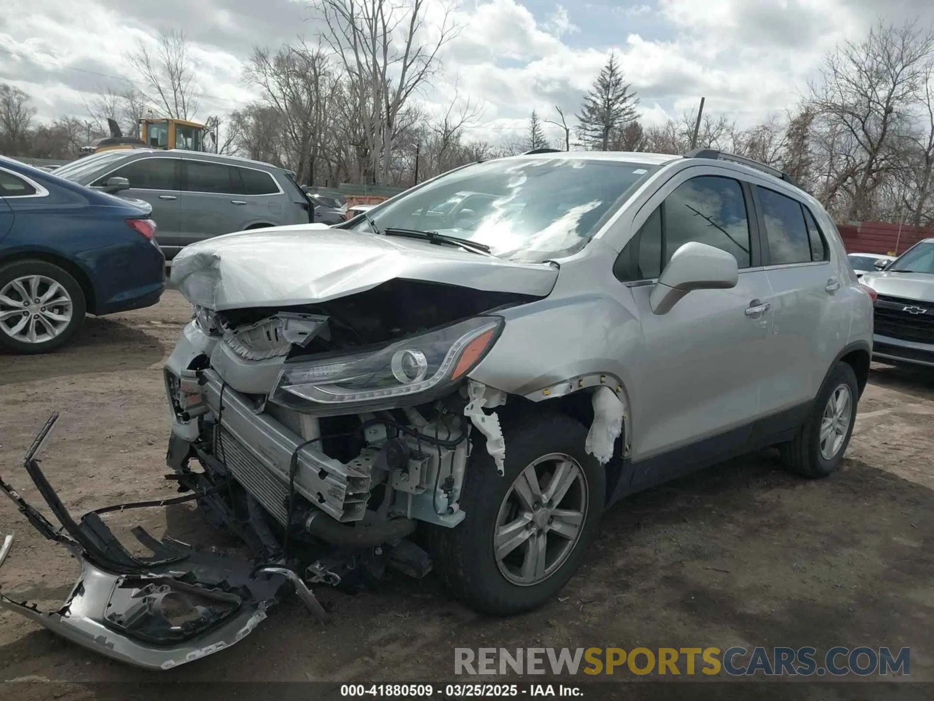 2 Photograph of a damaged car KL7CJLSB5KB833078 CHEVROLET TRAX 2019