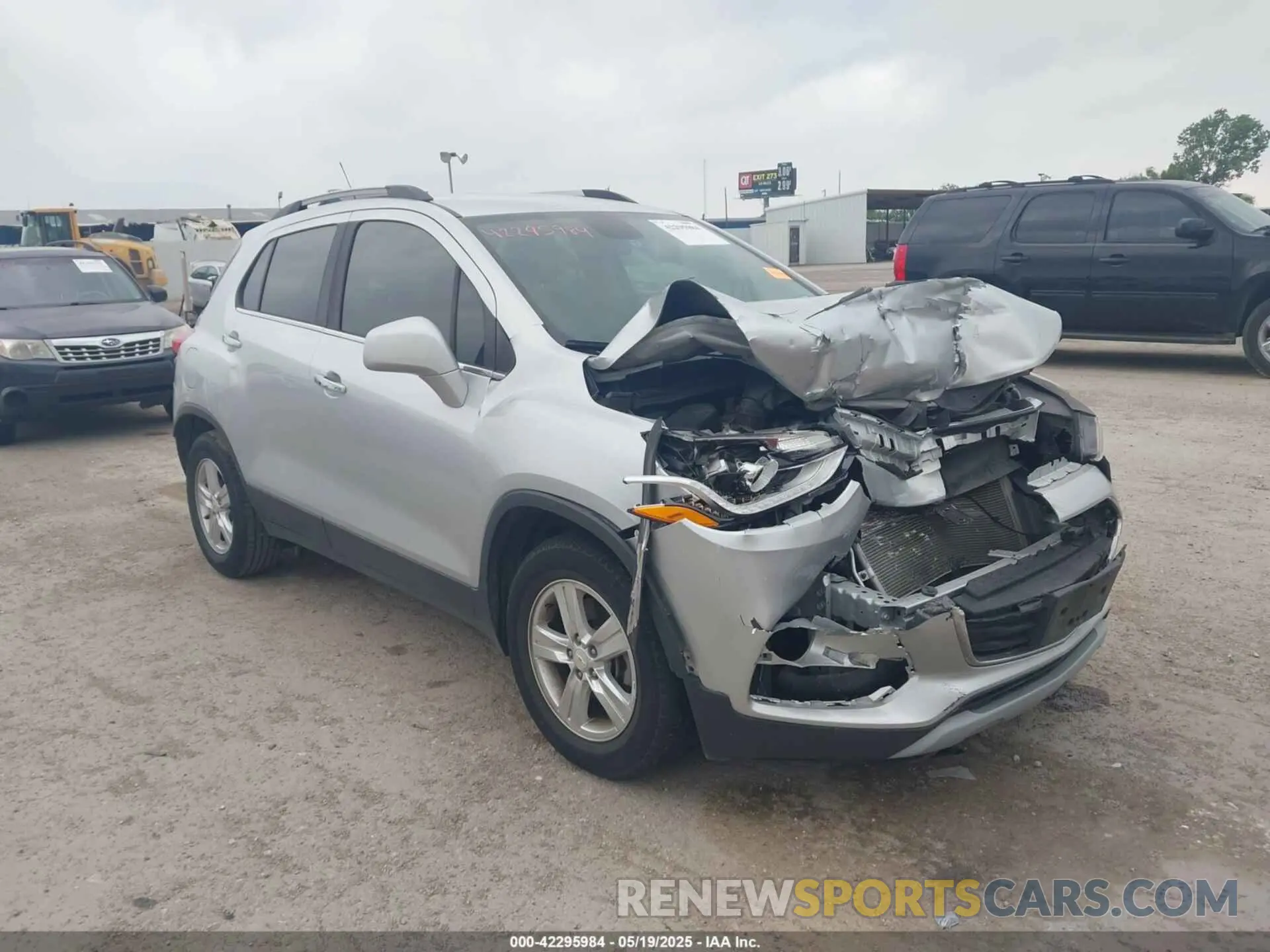 1 Photograph of a damaged car KL7CJLSB5KB848938 CHEVROLET TRAX 2019
