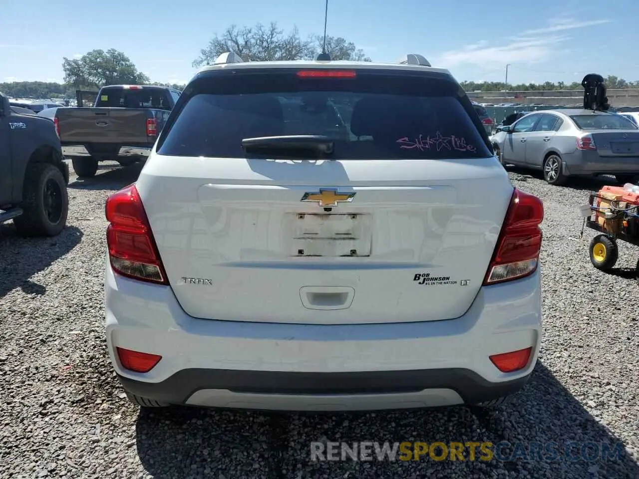 6 Photograph of a damaged car KL7CJLSB5KB913741 CHEVROLET TRAX 2019