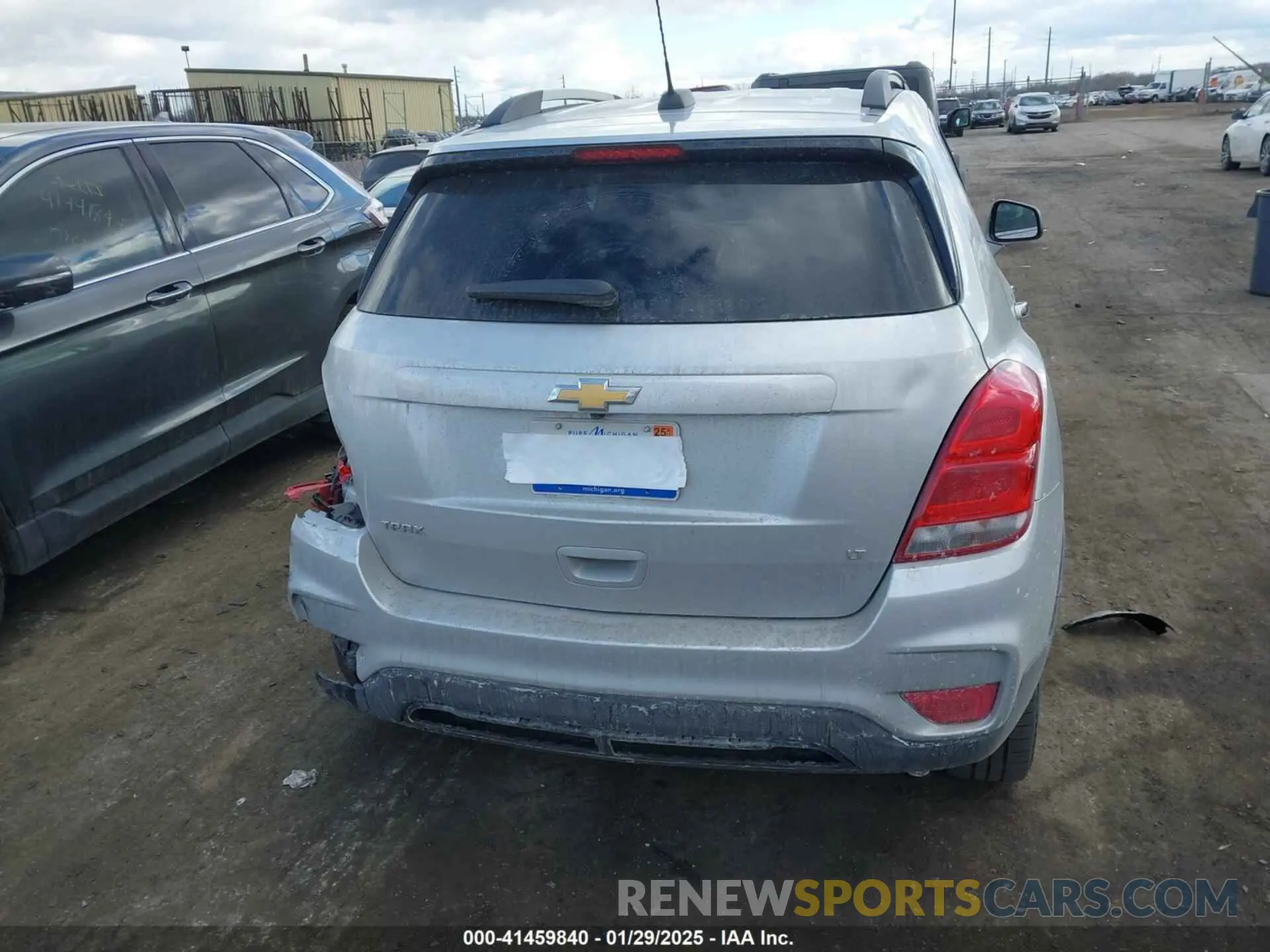 16 Photograph of a damaged car KL7CJLSB6KB912193 CHEVROLET TRAX 2019