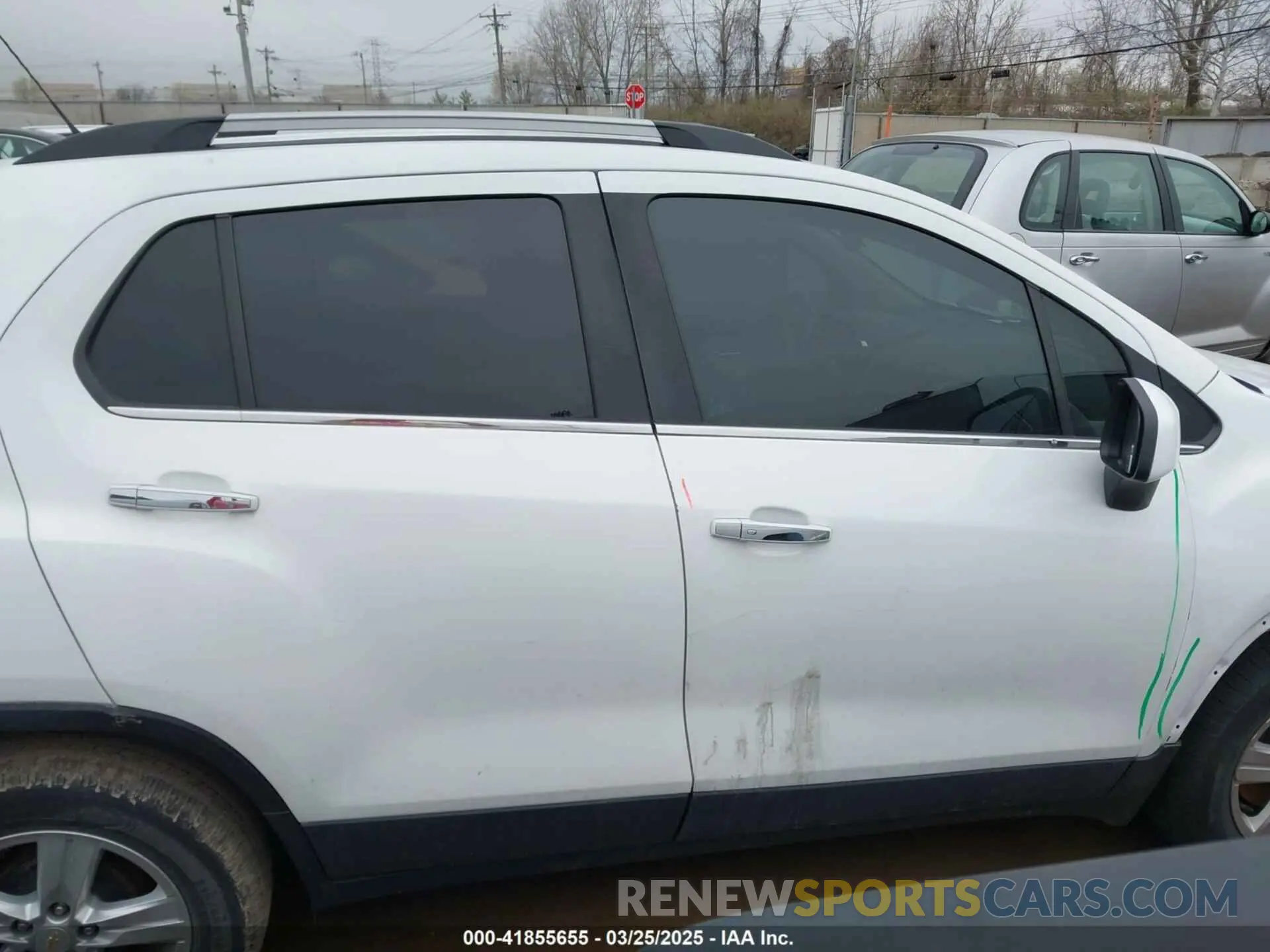 14 Photograph of a damaged car KL7CJLSB6KB913781 CHEVROLET TRAX 2019