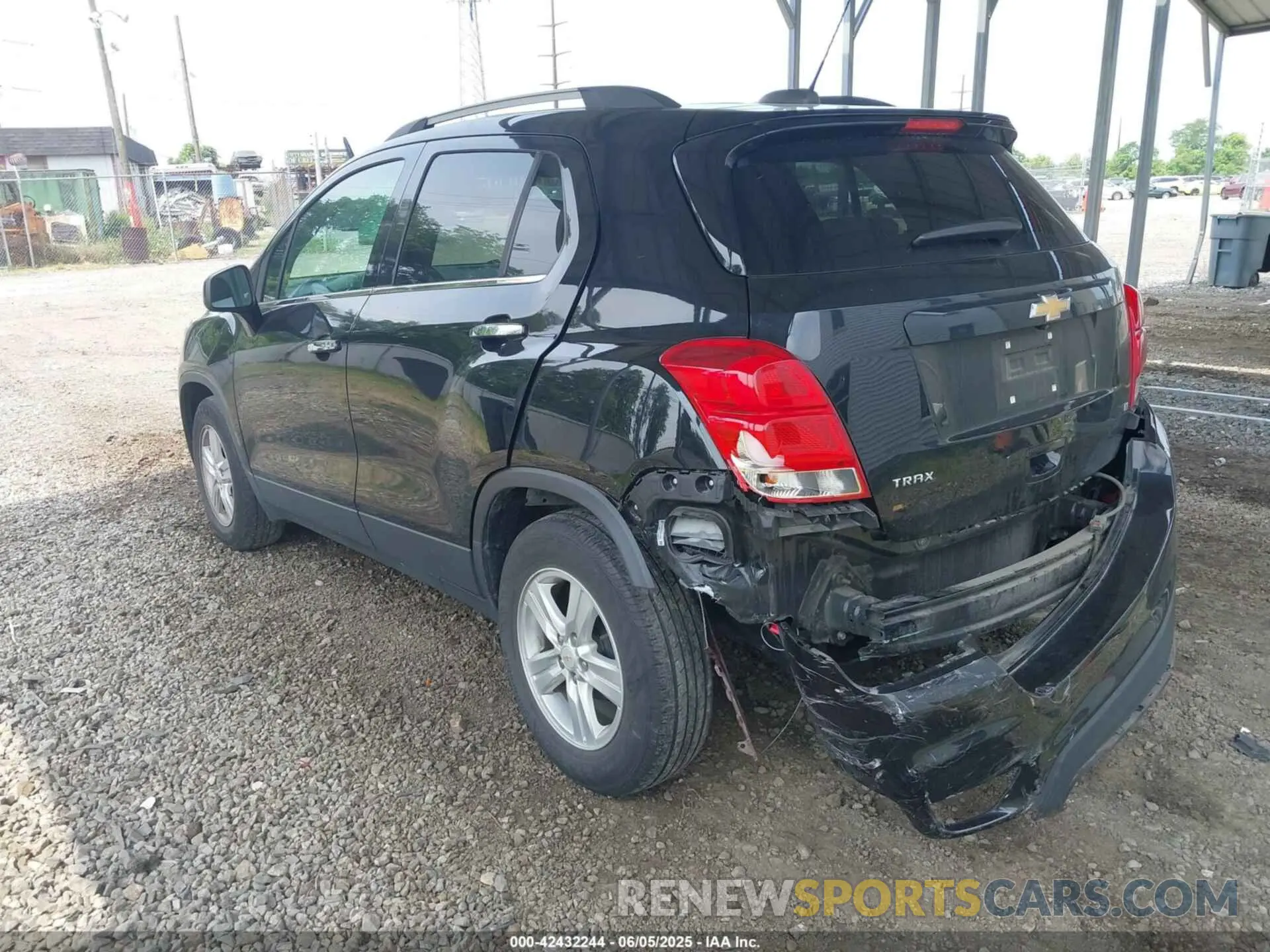 3 Photograph of a damaged car KL7CJLSB7KB744032 CHEVROLET TRAX 2019