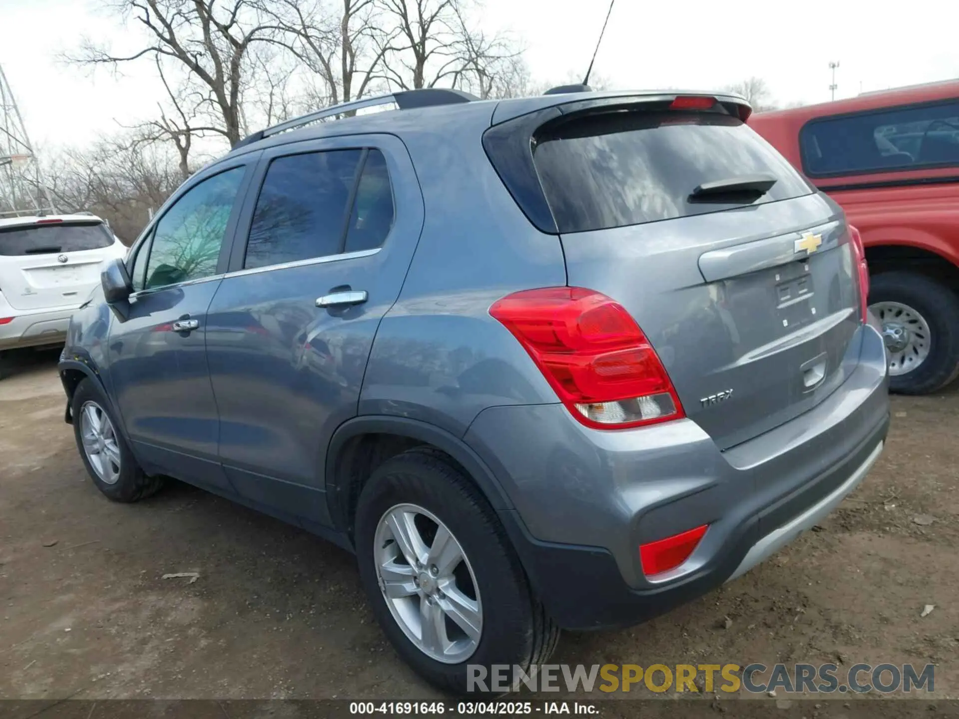 3 Photograph of a damaged car KL7CJLSB7KB744533 CHEVROLET TRAX 2019