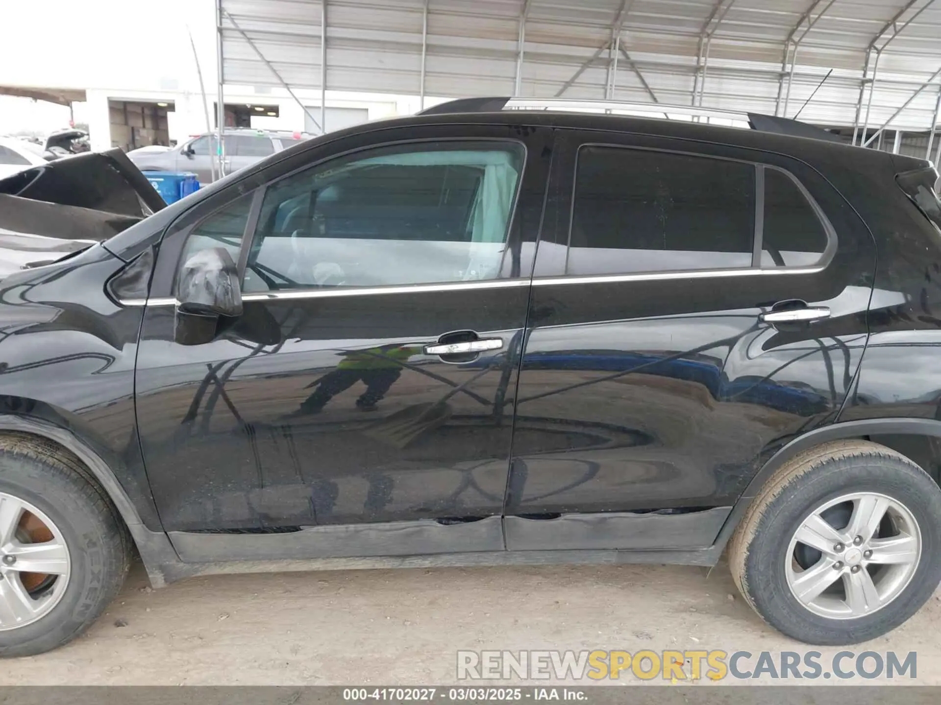 14 Photograph of a damaged car KL7CJLSB7KB954386 CHEVROLET TRAX 2019
