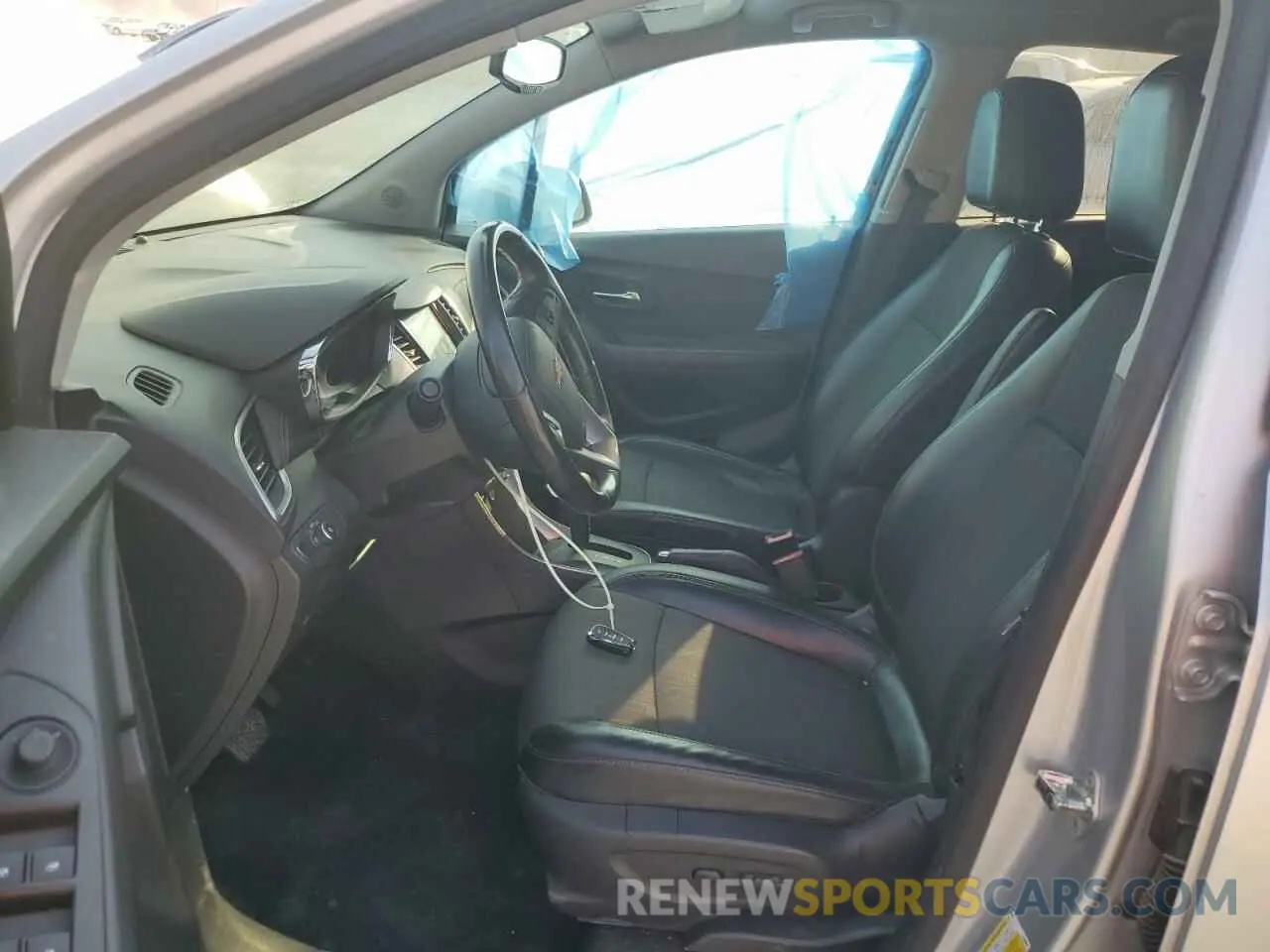 7 Photograph of a damaged car KL7CJLSB8KB871663 CHEVROLET TRAX 2019