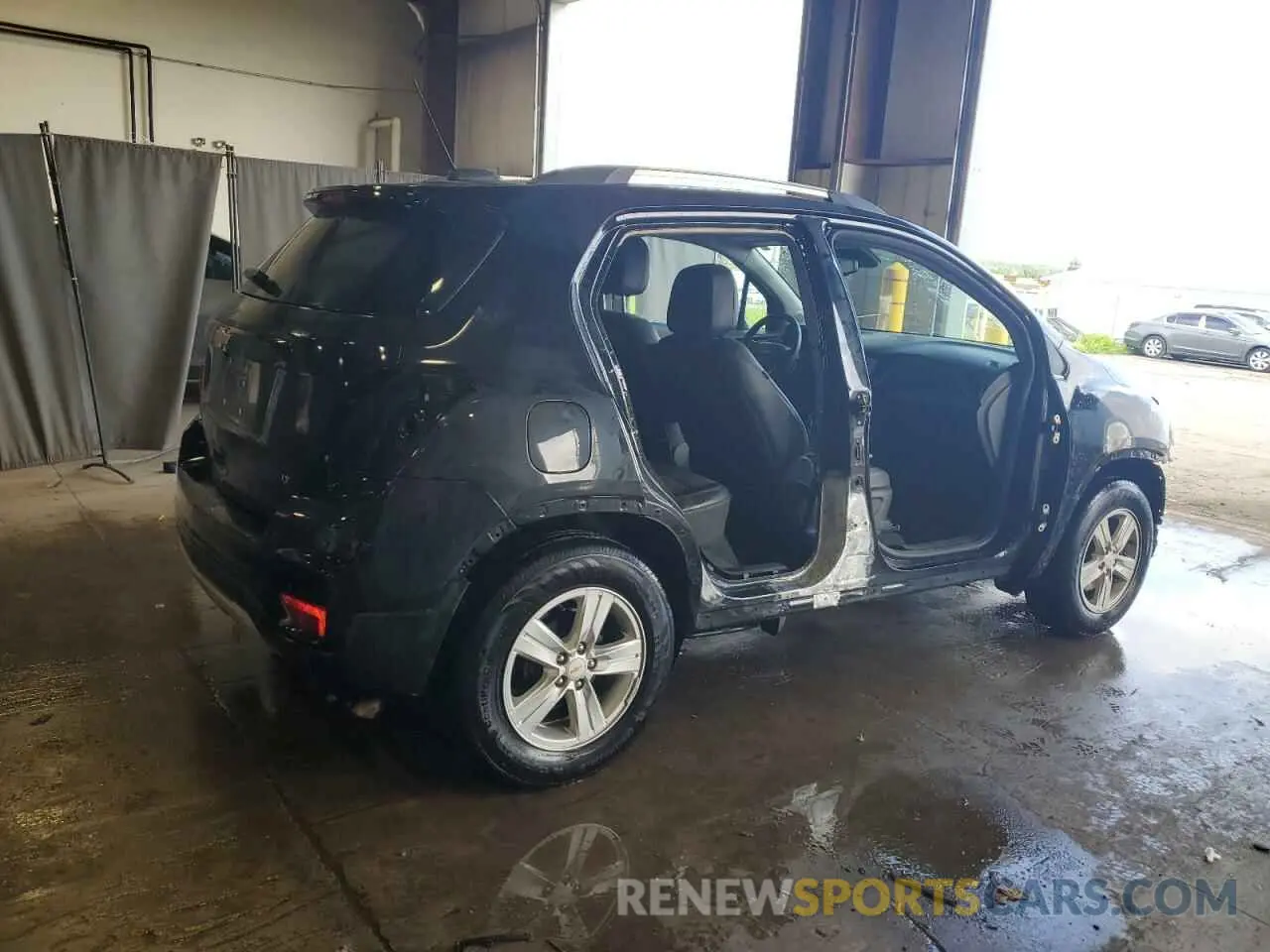 3 Photograph of a damaged car KL7CJLSB8KB948872 CHEVROLET TRAX 2019