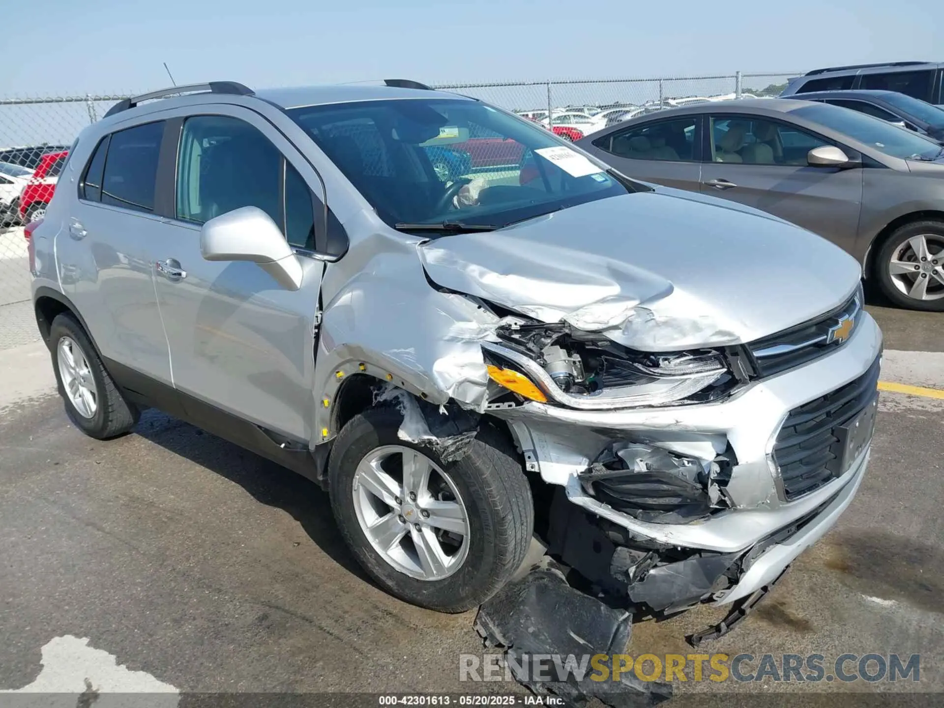 1 Photograph of a damaged car KL7CJLSB8KB955398 CHEVROLET TRAX 2019
