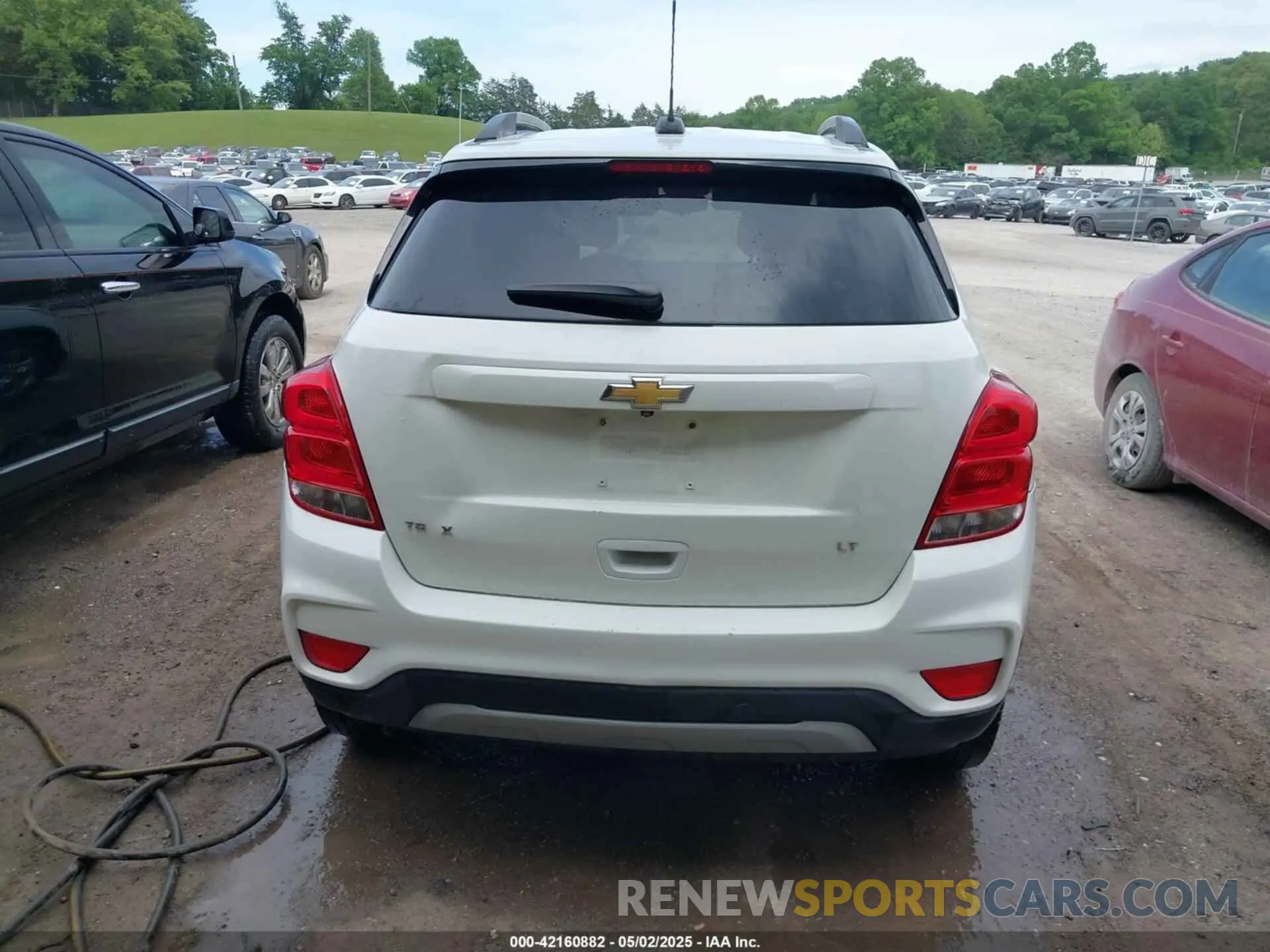 16 Photograph of a damaged car KL7CJLSB9KB797265 CHEVROLET TRAX 2019