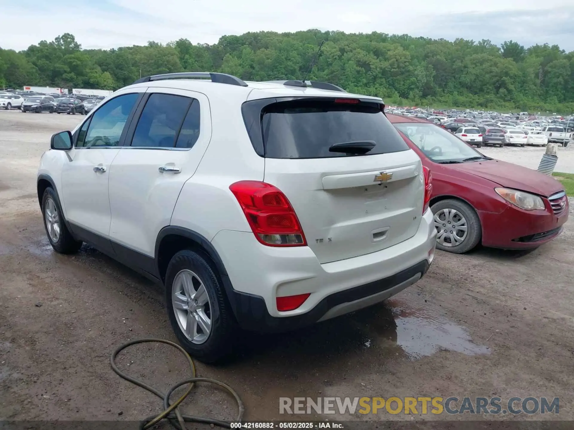 3 Photograph of a damaged car KL7CJLSB9KB797265 CHEVROLET TRAX 2019