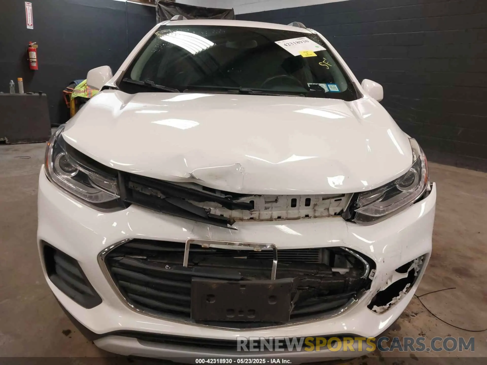 6 Photograph of a damaged car KL7CJLSB9KB831883 CHEVROLET TRAX 2019