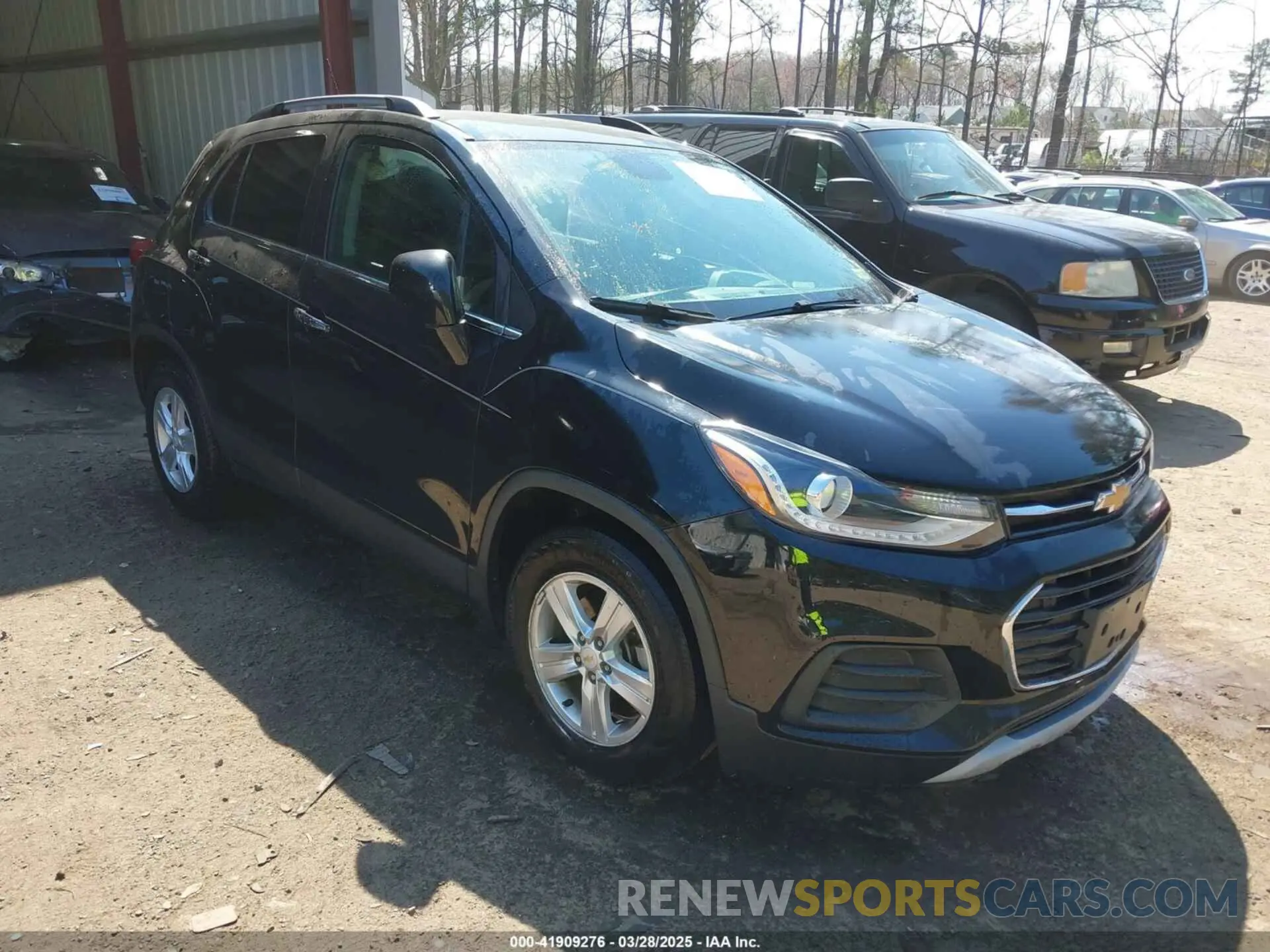1 Photograph of a damaged car KL7CJLSB9KB907229 CHEVROLET TRAX 2019