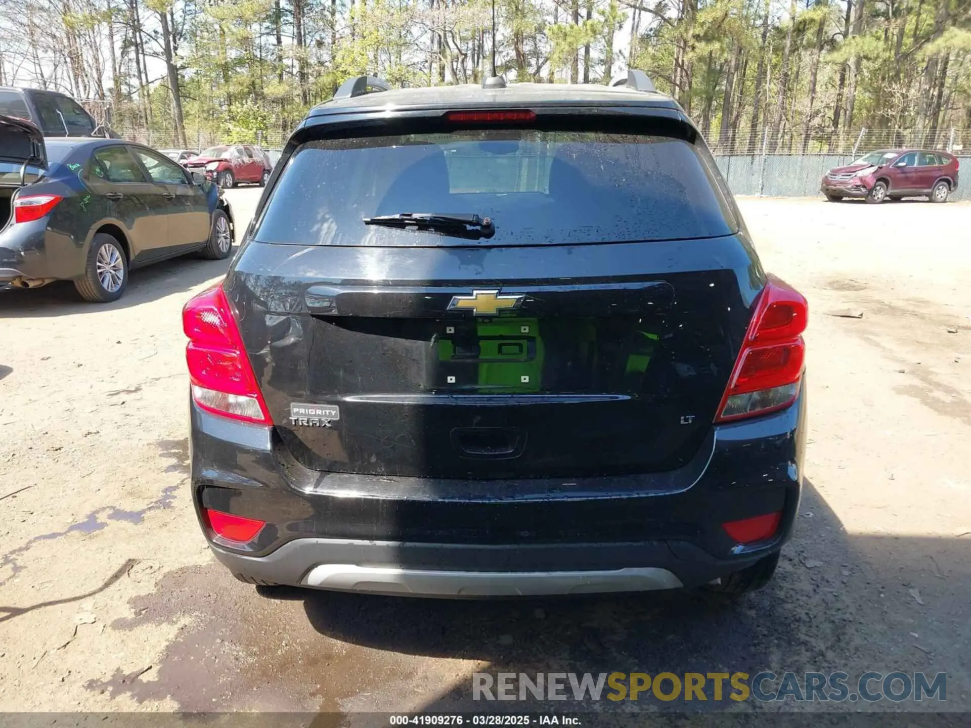 16 Photograph of a damaged car KL7CJLSB9KB907229 CHEVROLET TRAX 2019