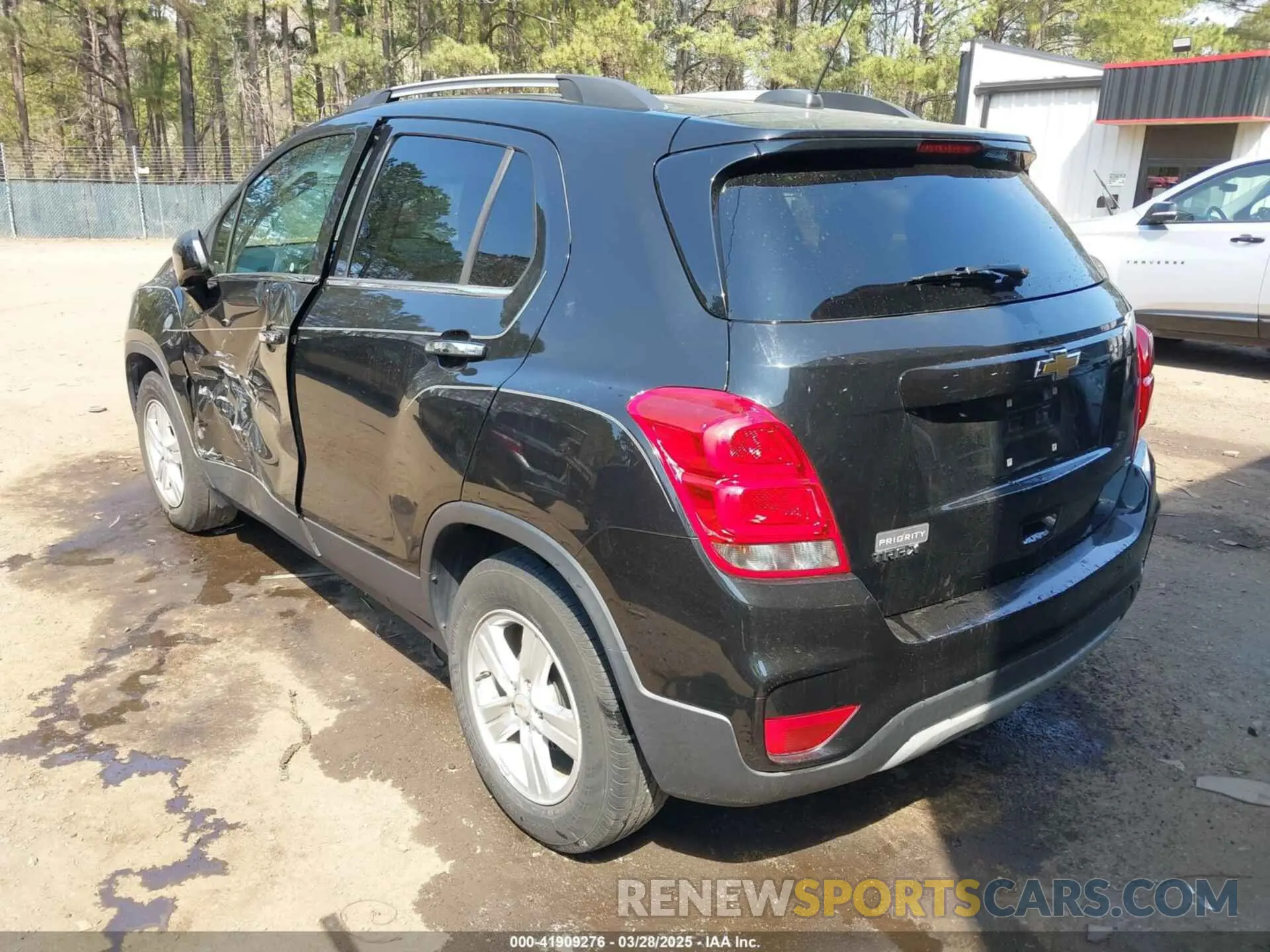 3 Photograph of a damaged car KL7CJLSB9KB907229 CHEVROLET TRAX 2019