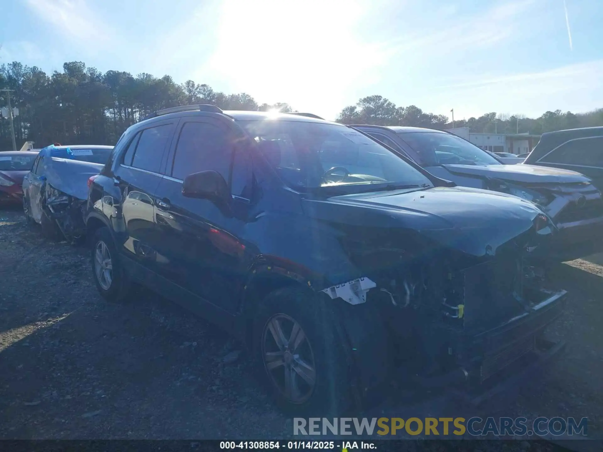 13 Photograph of a damaged car KL7CJLSB9KB947827 CHEVROLET TRAX 2019