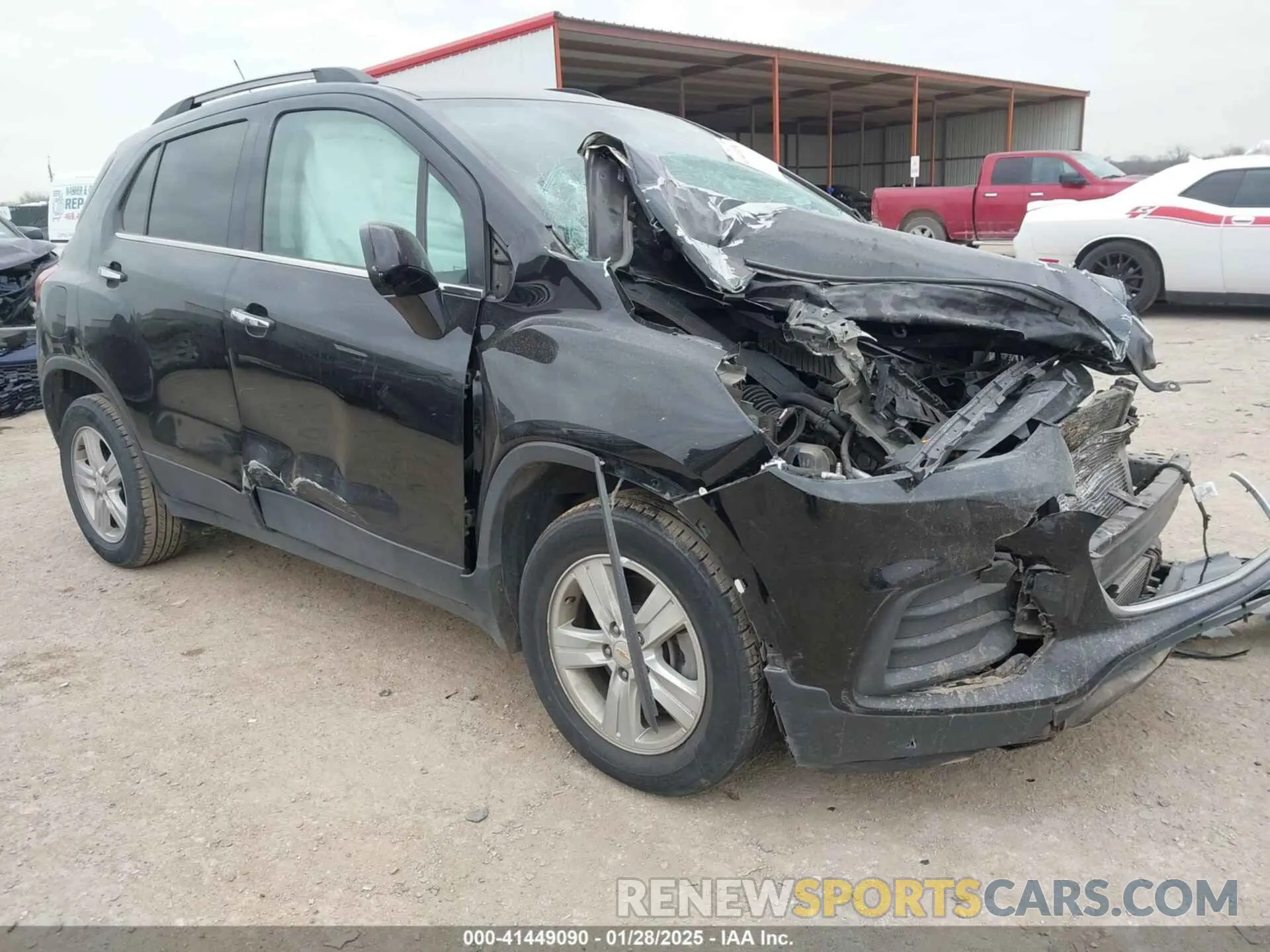 1 Photograph of a damaged car KL7CJLSBXKB742016 CHEVROLET TRAX 2019