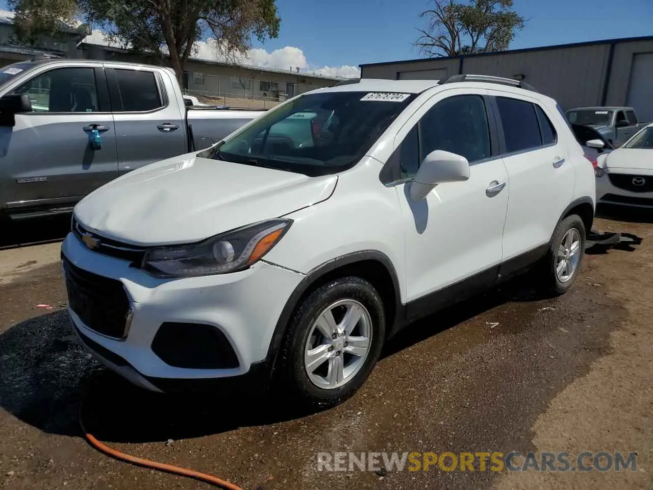 1 Photograph of a damaged car KL7CJLSBXKB821895 CHEVROLET TRAX 2019